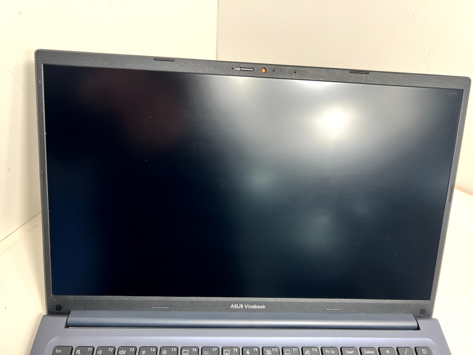Laptop Asus Vivobook 15 15.6in Intel i5-1240P 12GB 256GB SSD Win11 F1502ZA-SB56