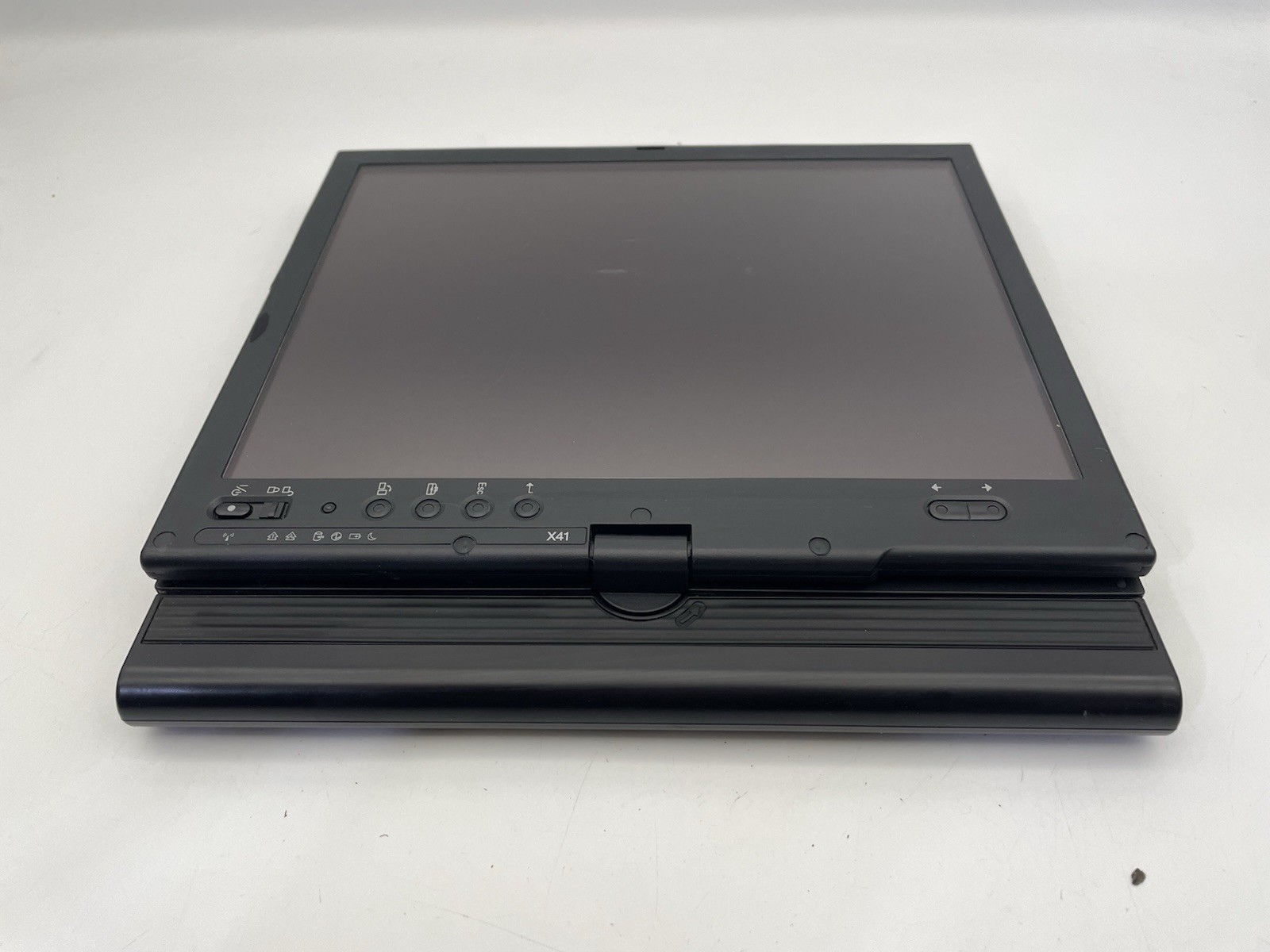 IBM ThinkPad X41 1866-9RU Intel Pentium M 1.6GHz 40GB HDD 12″ Tablet Laptop