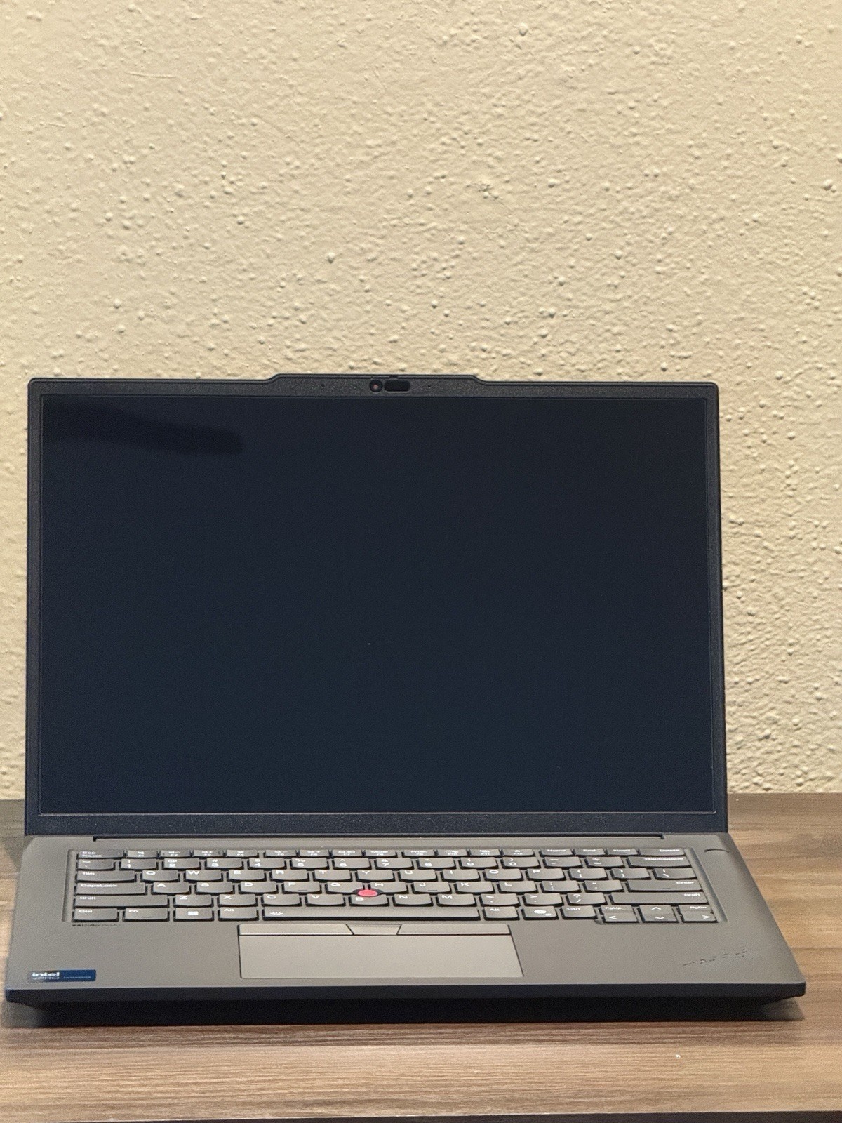 LENOVO ThinkPad P14s Gen 5 WQXGA 2.5k Ultra 7 165H 32GB 512GB SSD RTX 500 Ada