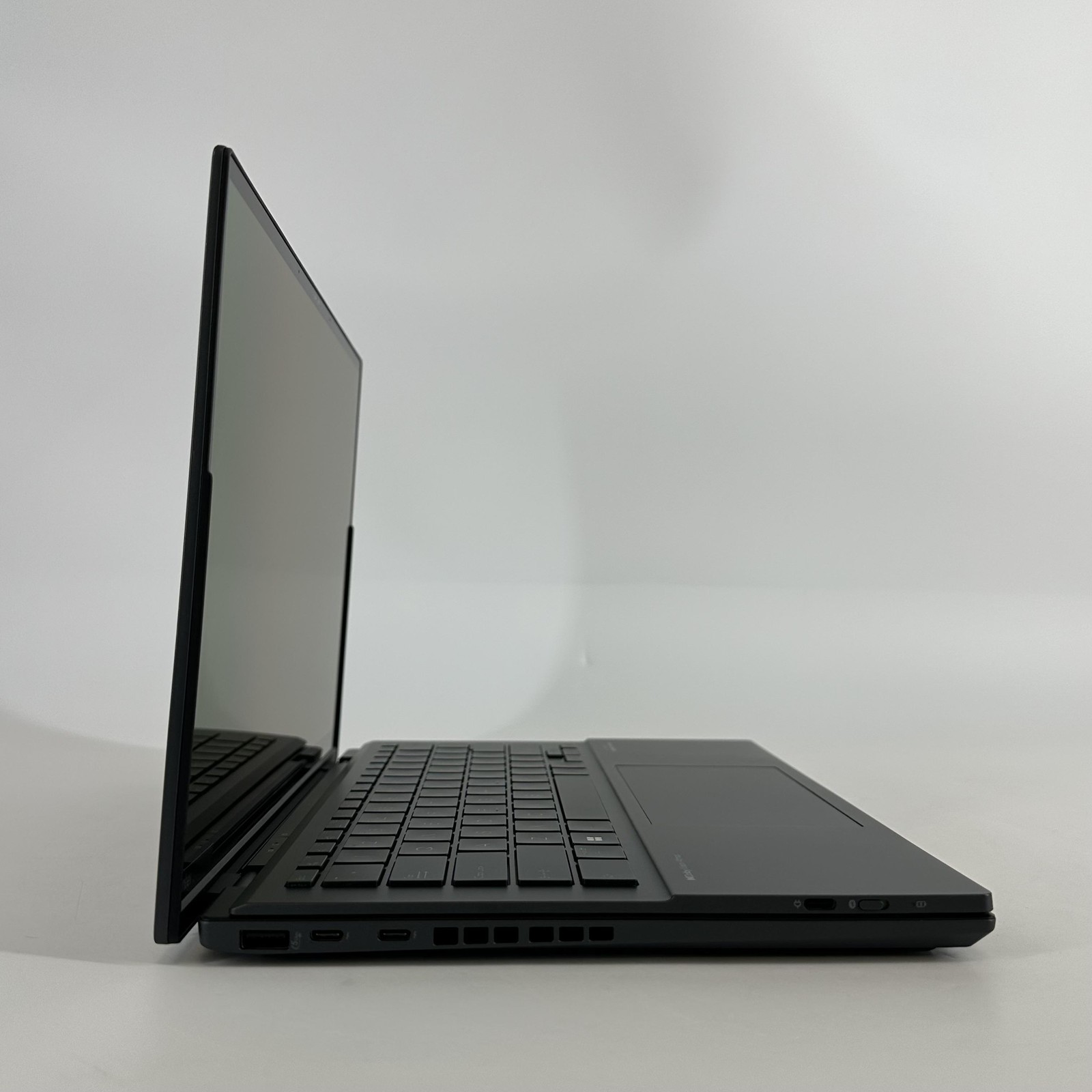 Asus Zenbook Duo 14 Gray FHD+ TOUCH 3.8 GHz Ultra 7 155H 16GB RAM 1TB SSD Good