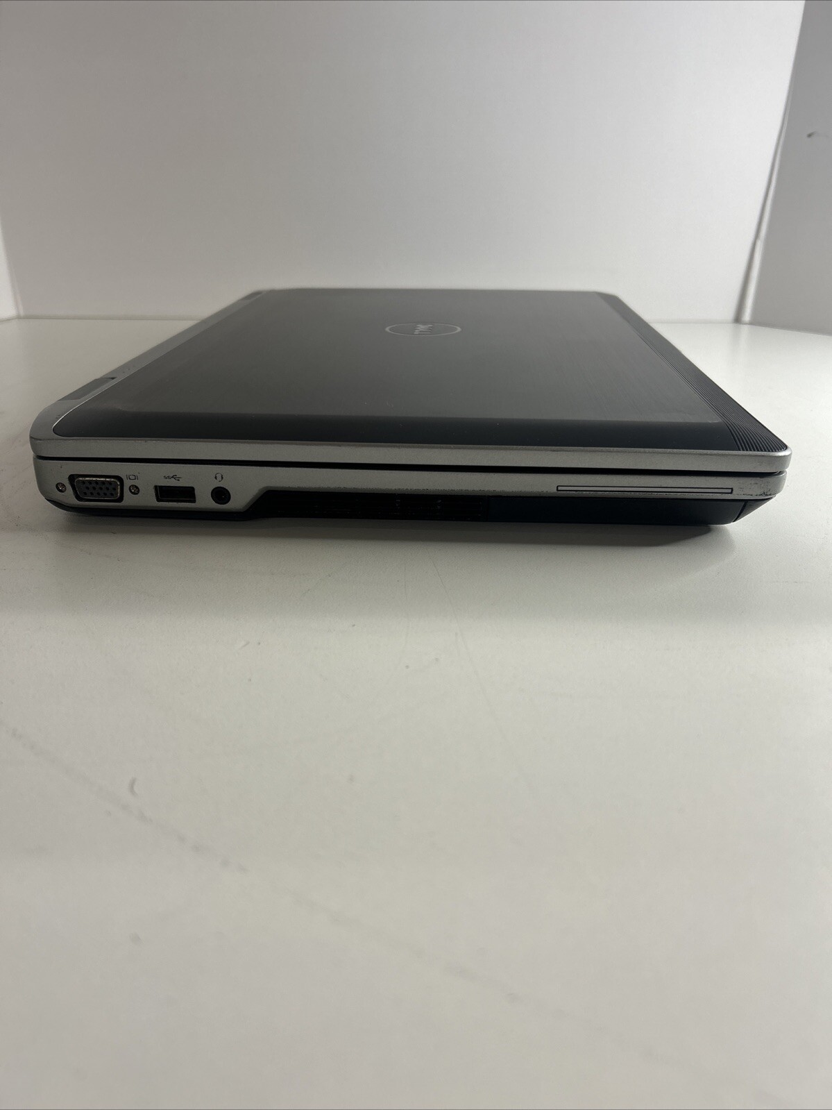 Dell Latitude E6530 Laptop Intel Core i5-3210M 8GB Ram 320 GB HHD W10Pro