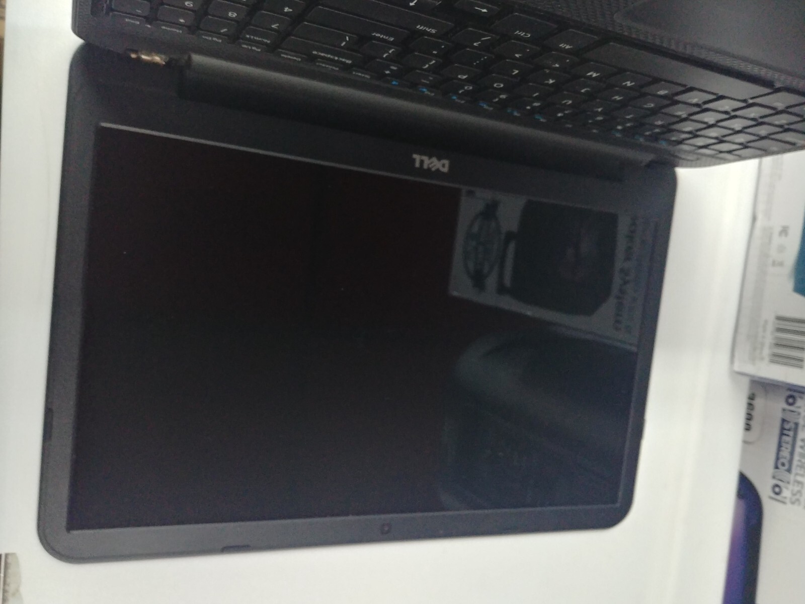Dell Inspiron 15-3521 Intel Pentium NO BACK COVER WITH BATTERY FOR PARTS