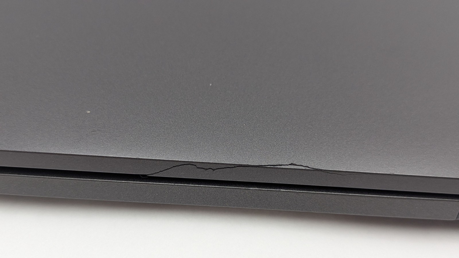 Incomplete Dell Latitude 5500 15.6″ Laptop Intel Core i5-8265U 1.60GHz 16GB RAM