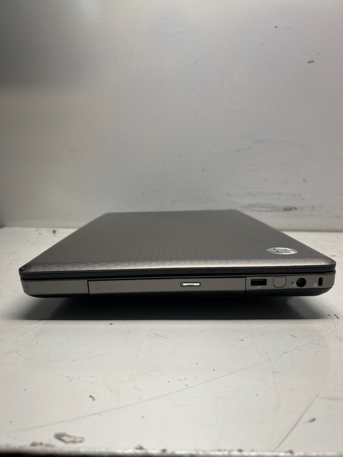 HP G72-259WM Intel Pentium 2.1 Ghz NO HDD No Batt