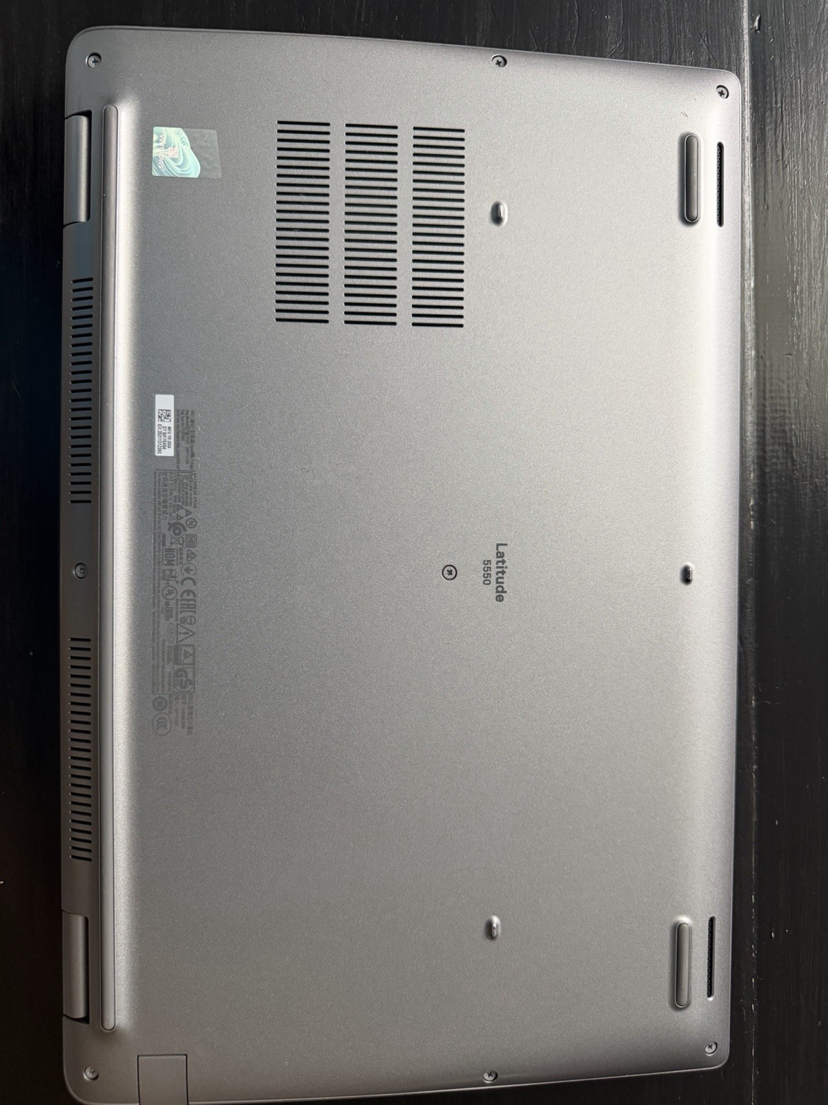 Dell Latitude 5550 Ultra 5 125U 16GB 477GB SSD 15″ W11P Gray