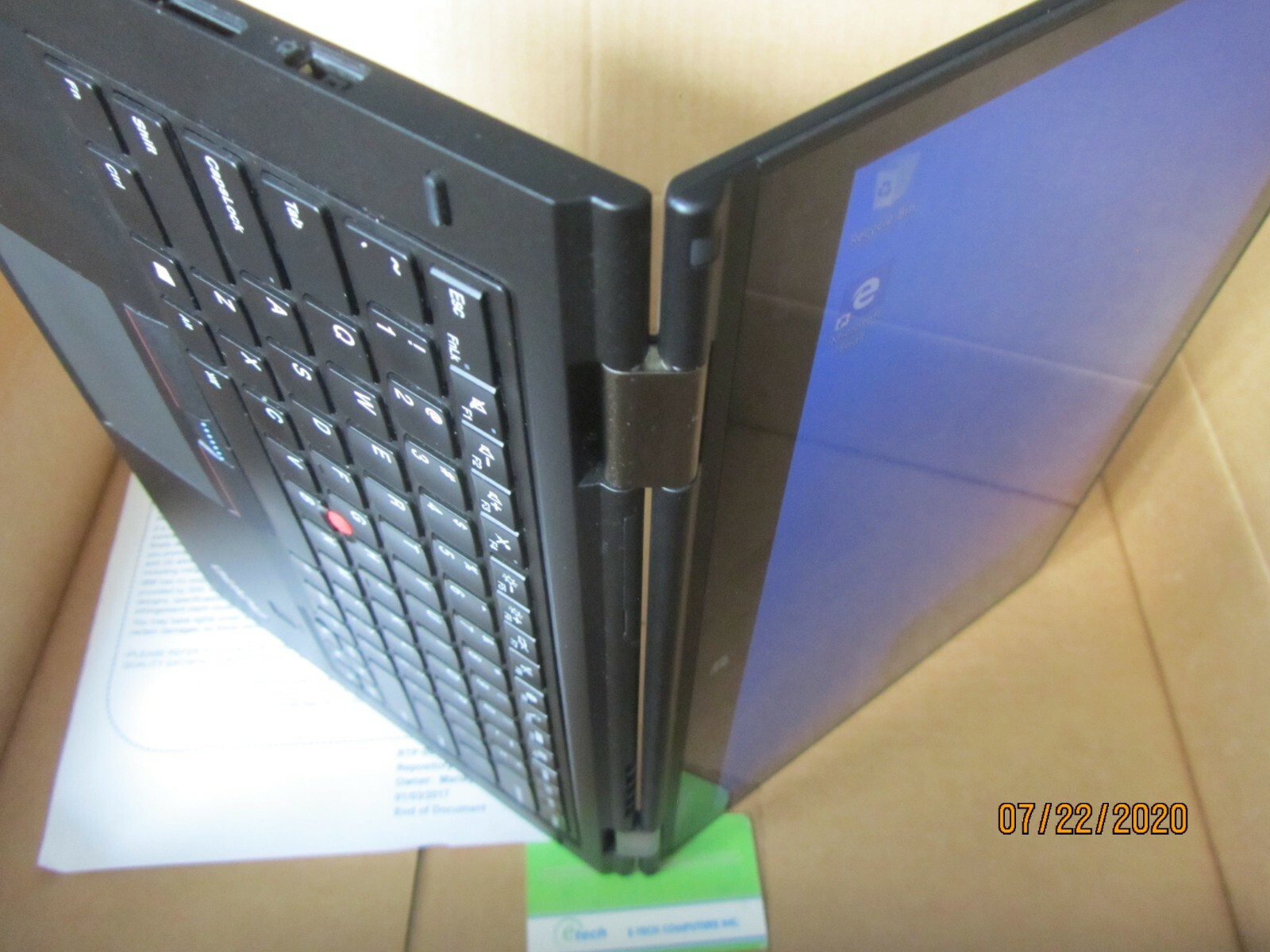 ThinkPad X1 Yoga i5-6300U 8GB RAM 512GB SSD, 14″ WQHD 2560×1440 Touch LCD Win10