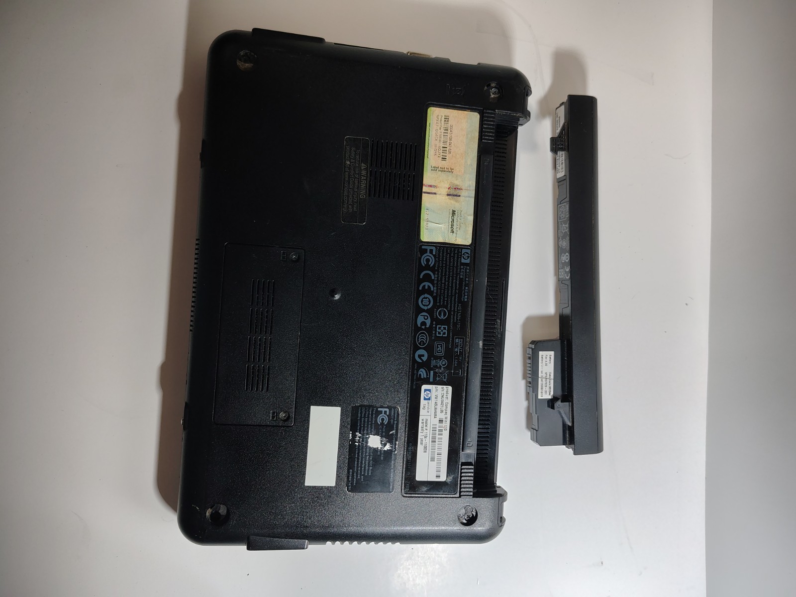 HP Compaq Mini 110 Intel Atom N270 1.6GHz 1gb RAM Model# 110c-1100DX Not Tested