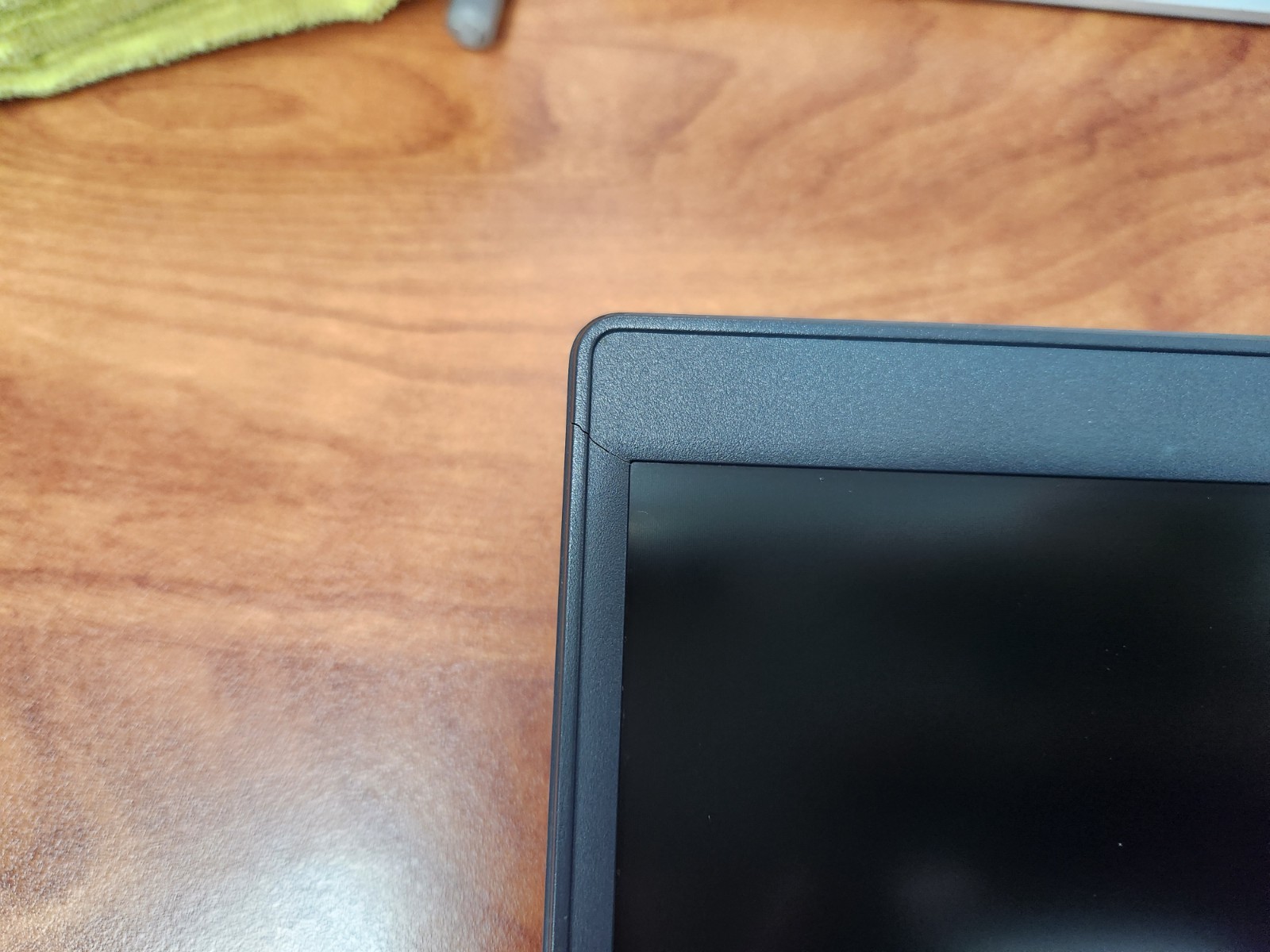 Dell Latitude 3510 15.6″ i5-10210U 16GB RAM 256GB SSD Windows 11 Pro ~