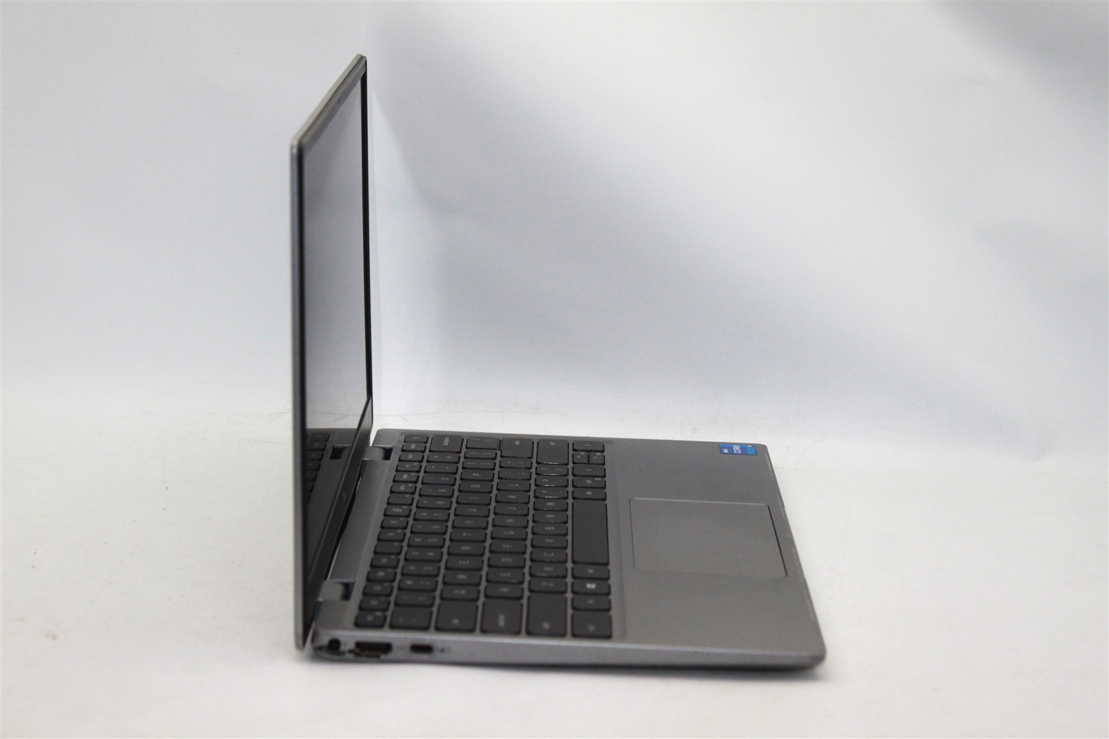 Dell Latitude 3320 Intel i5-1135G7 2.6GHz 8gb 512GB NVMe Win11Pro COSM DMG