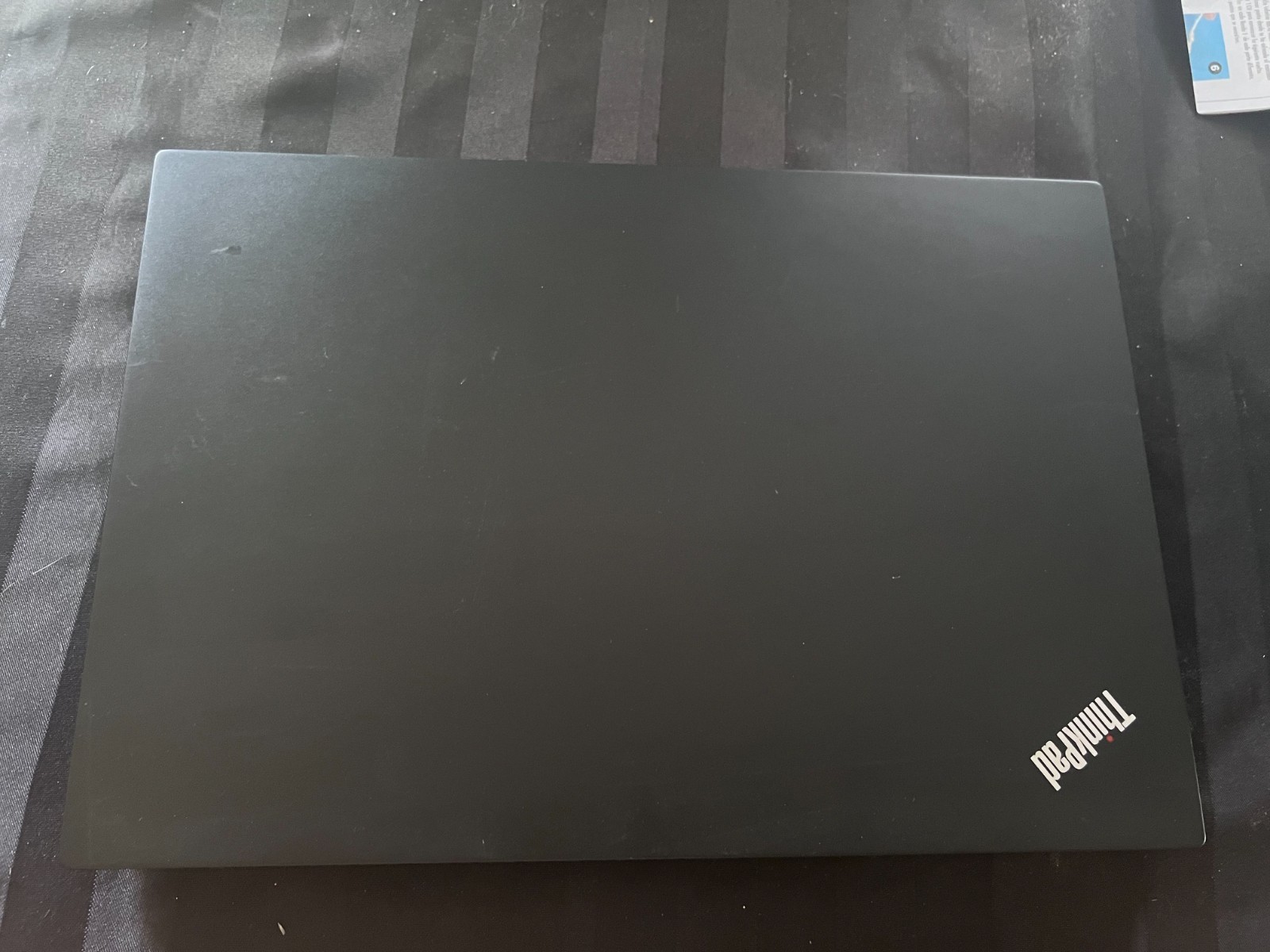 Lenovo ThinkPad E490 14″ Laptop i5-8265U 16GB RAM 1TB SSD Windows 11 w/charger