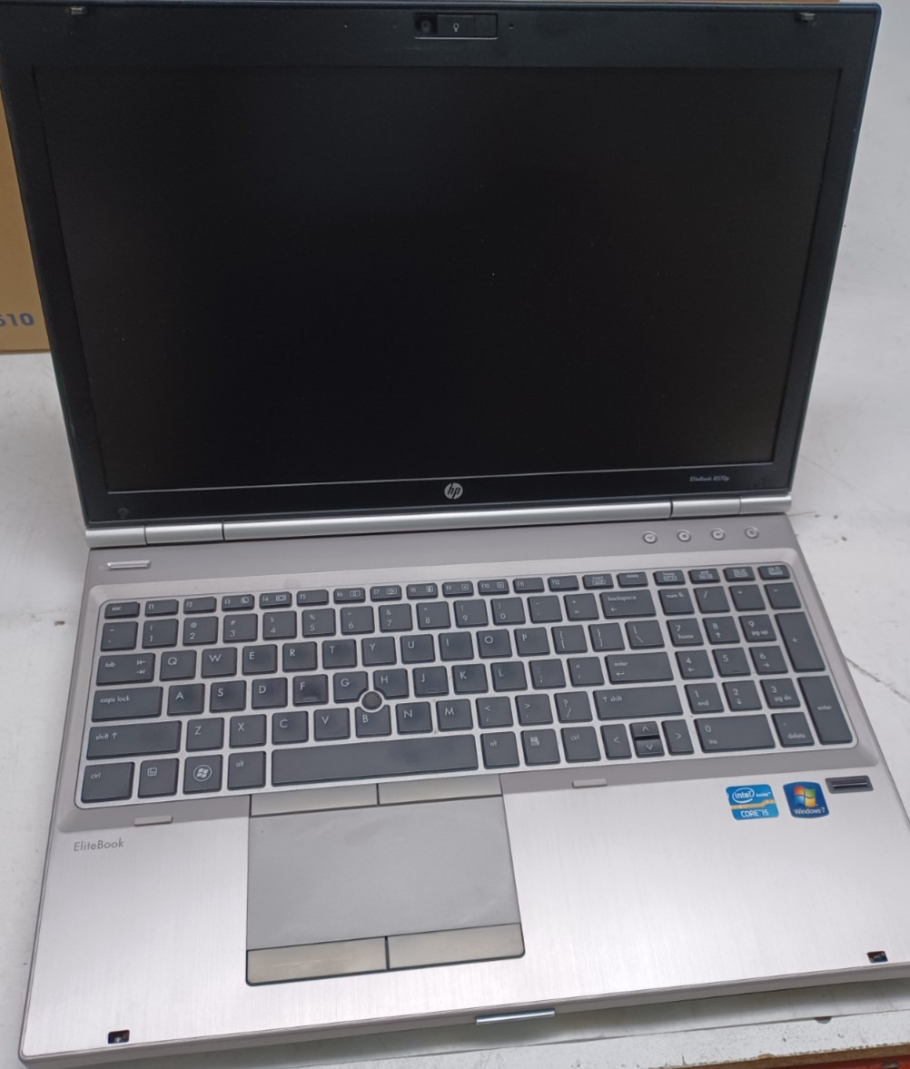 HP EliteBook 8570p | Intel i5-3210M 2.5GHz | NO HDD NO RAM | For Parts / Repair