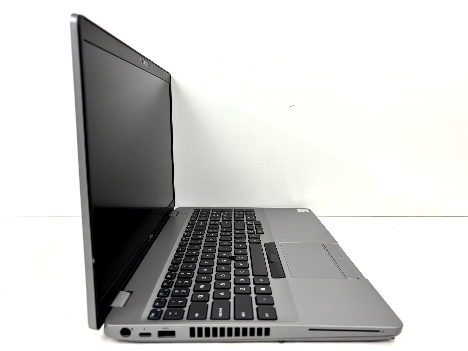 Dell Latitude 5511 15.6″ FHD i7-10850H 2.70GHz NO SSD NO RAM HARD KEYS PARTS