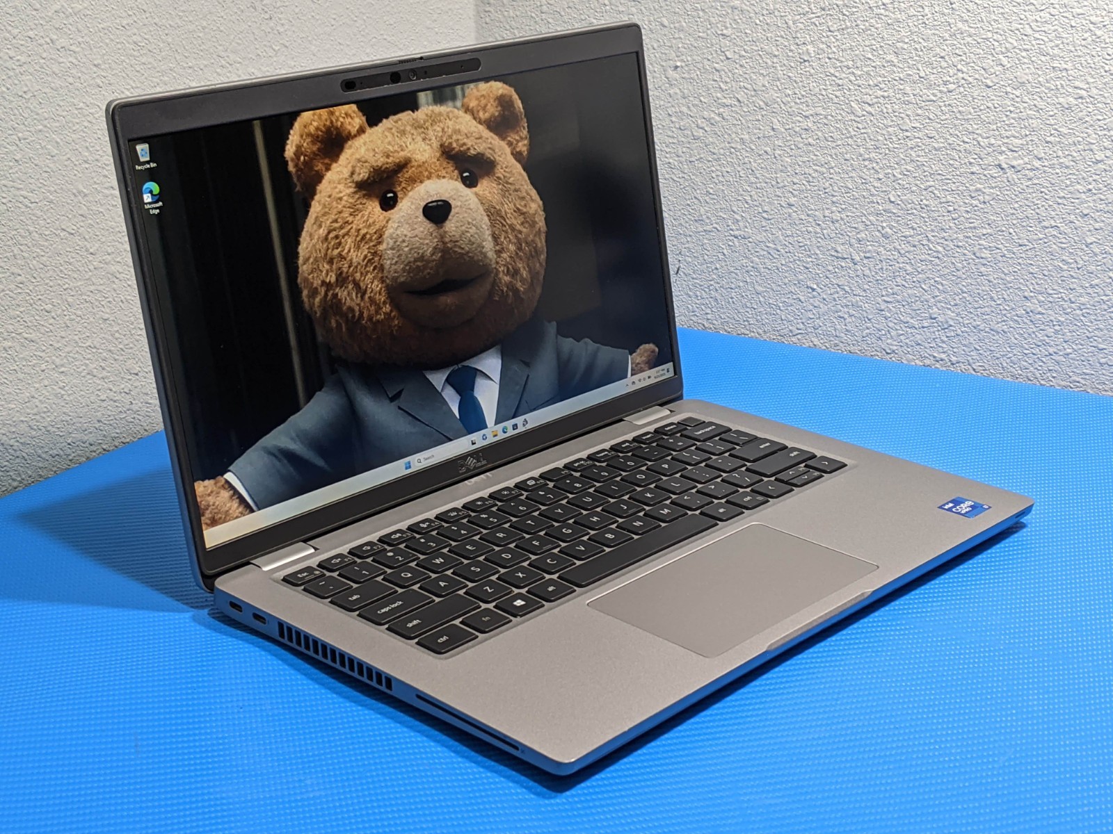 Dell Latitude 5420 14″FHD Intel vPRO i7-1185G7 3GHz 16GB 256GB SSD W11P +Charger