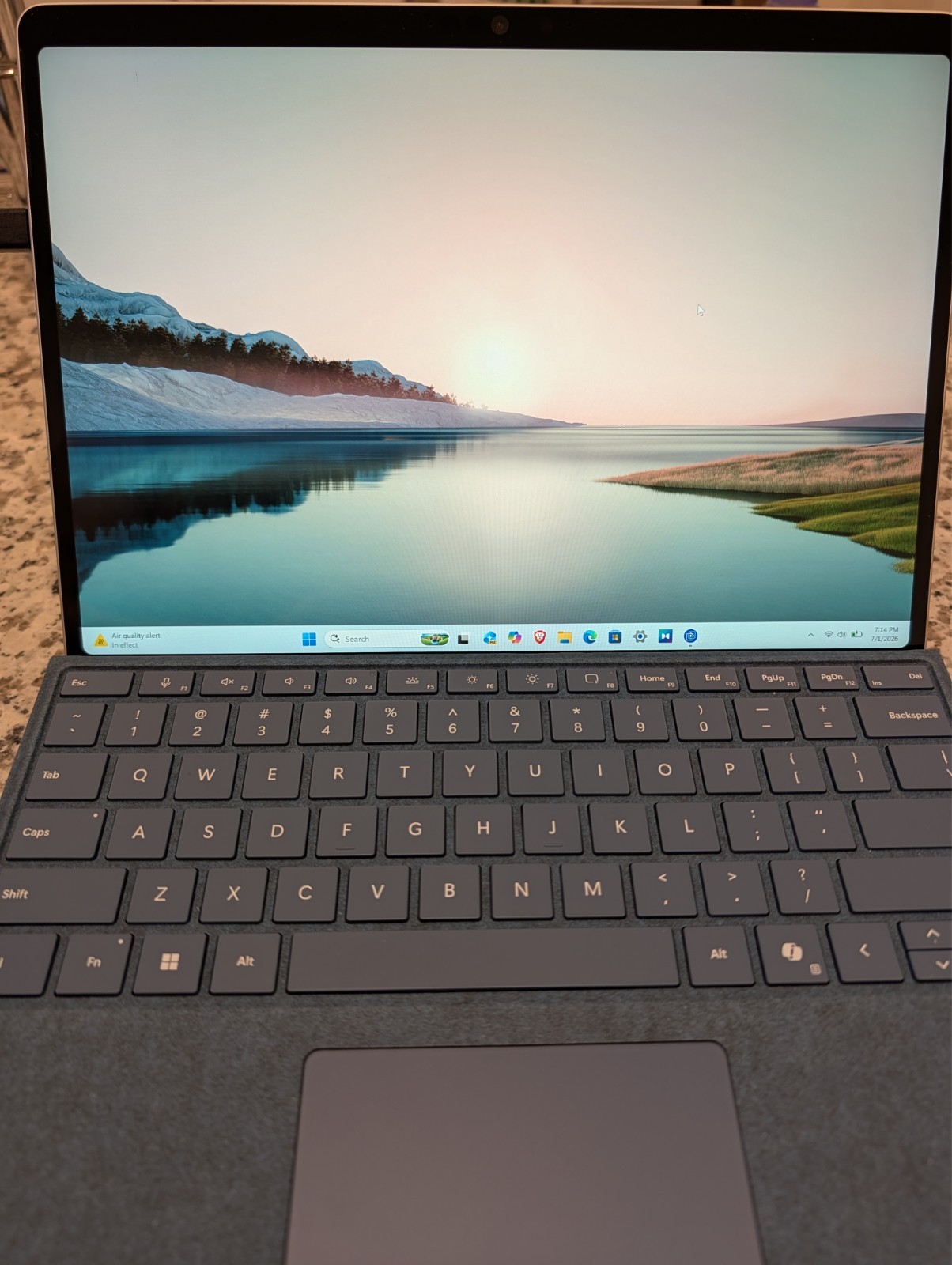 Microsoft Surface Pro 13” w/keyboard and case – Snapdragon X Plus, 16gb ,256gb