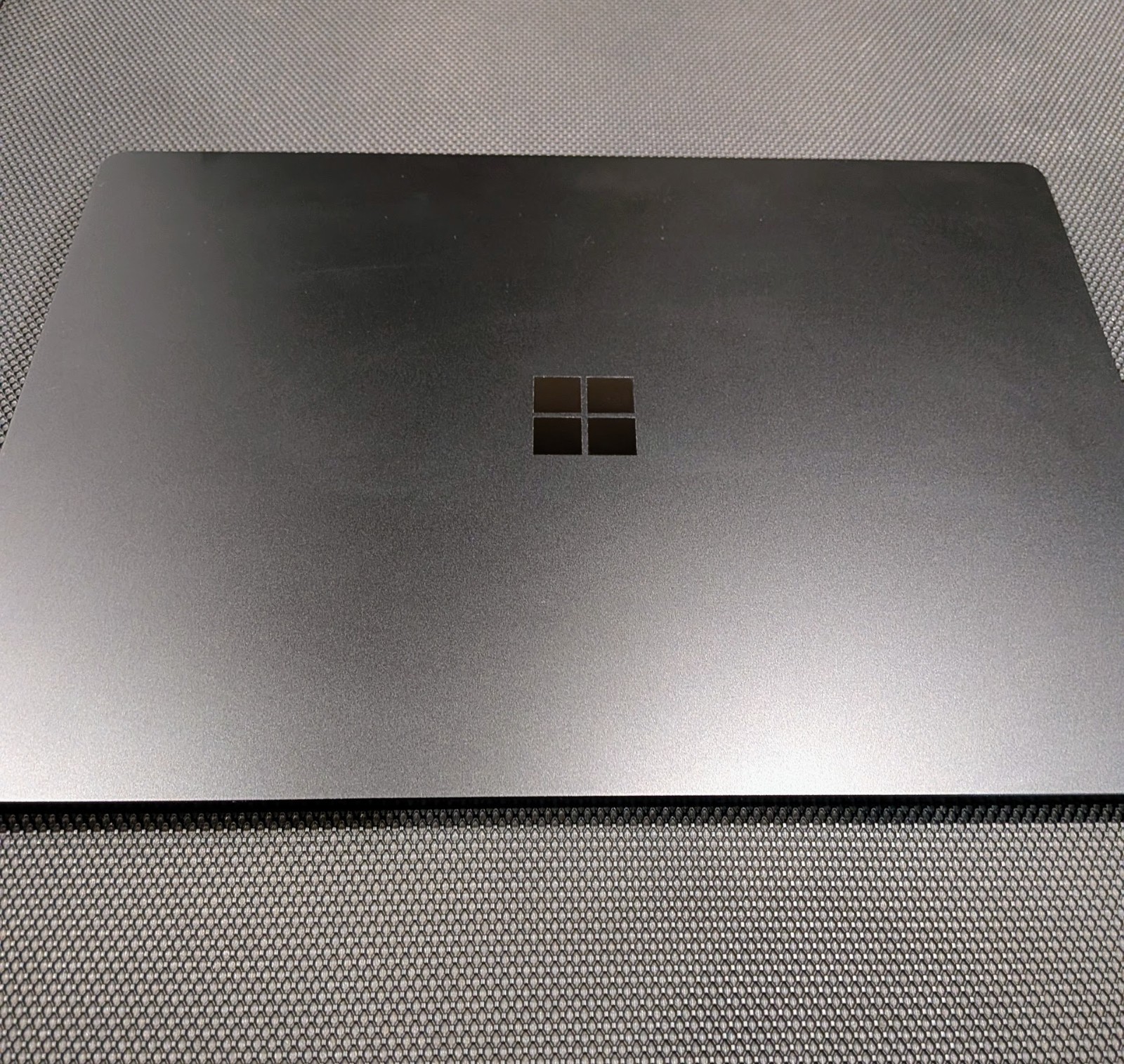 Microsoft Surface Laptop 4 Model 1951 13.5 8GB 256GB SSD