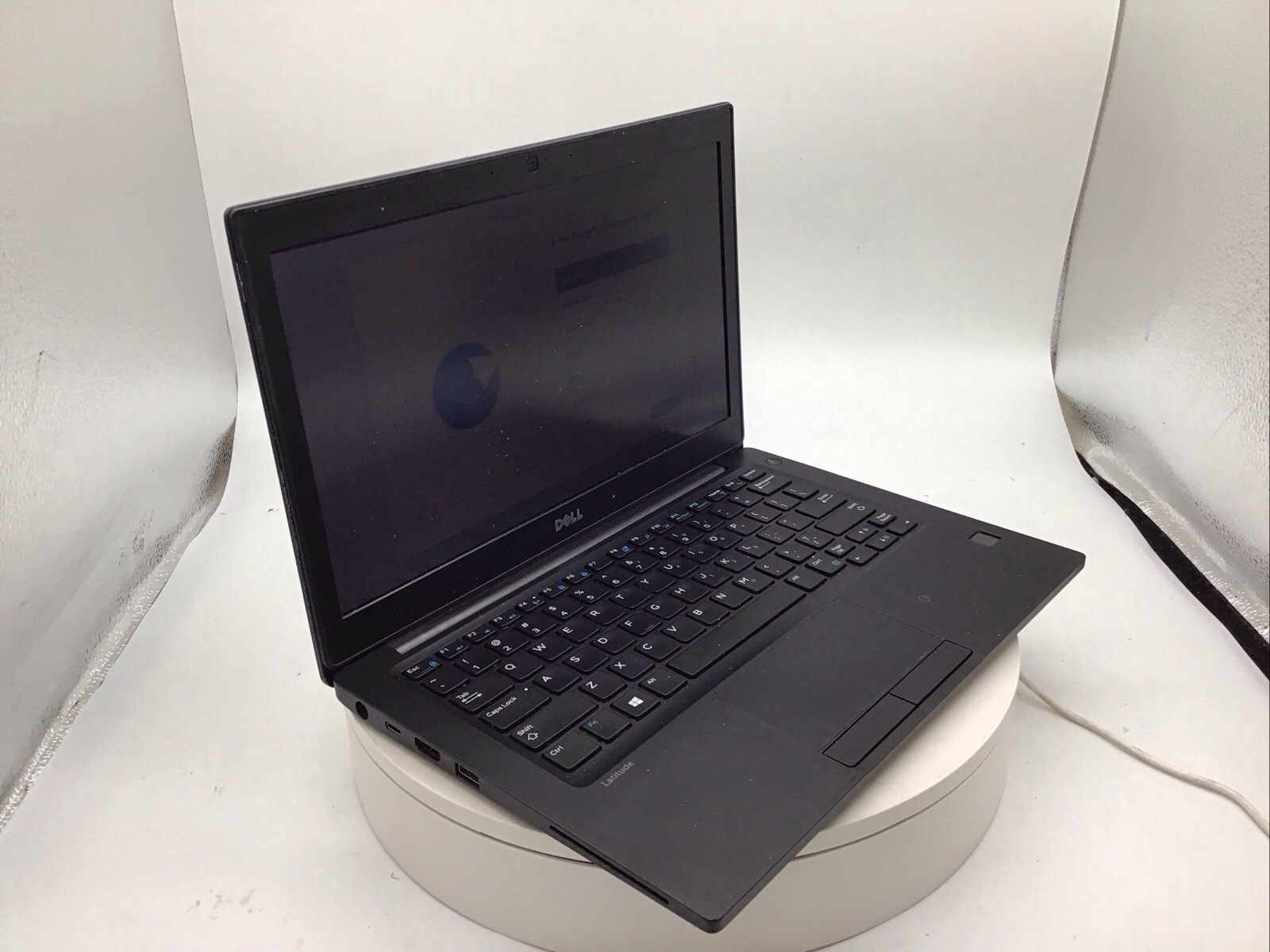 Dell Latitude 7280 12.5″ Laptop i7-7600U 8GB RAM 512GB SSD Windows 11 Pro Used R