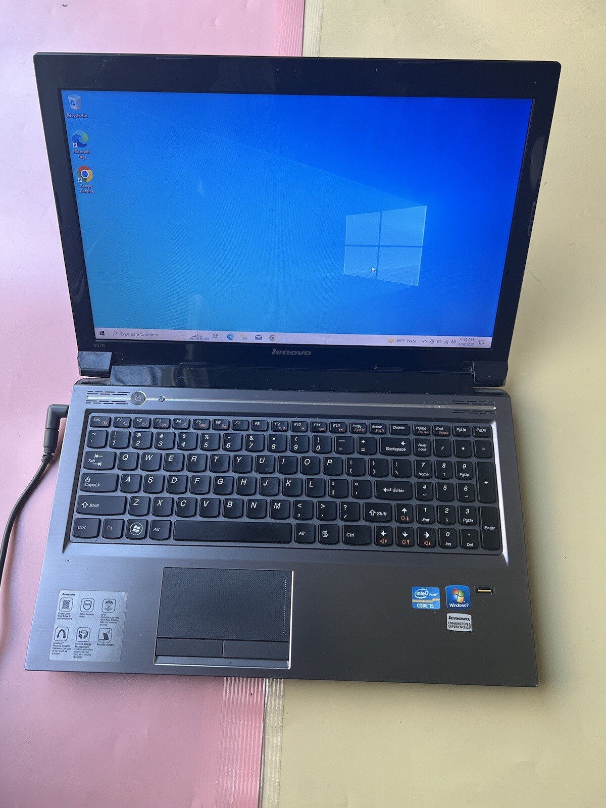 Lenovo V570 15.6″ Intel Core i5-2450M 2.50GHz 8GB RAM 180GB SSD WEBCAM