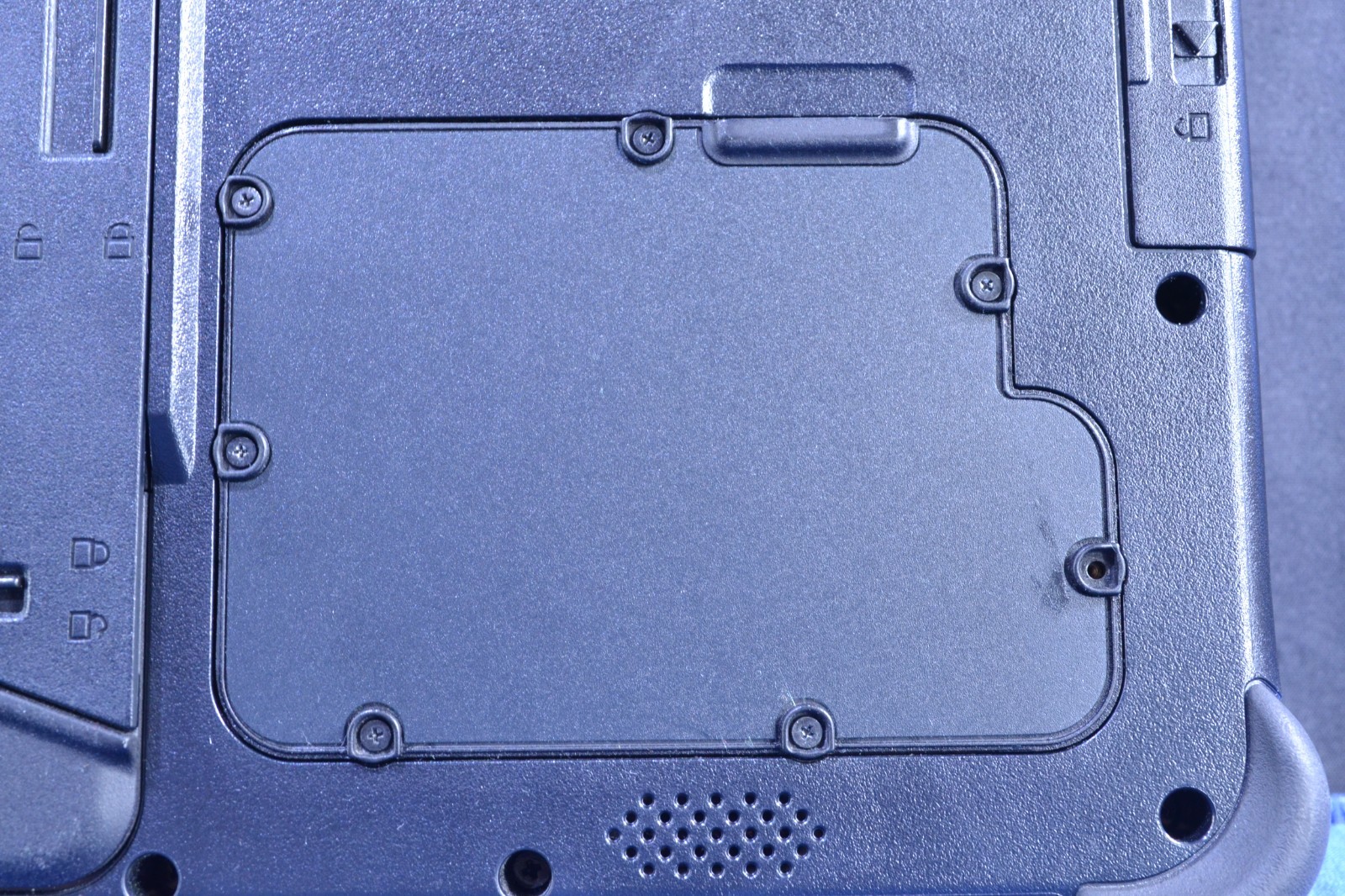 Getac F110 G3 Rugged Tablet i5-6200U/ 8GB/ 256GB/ No OS/ No Stylus (J070106)