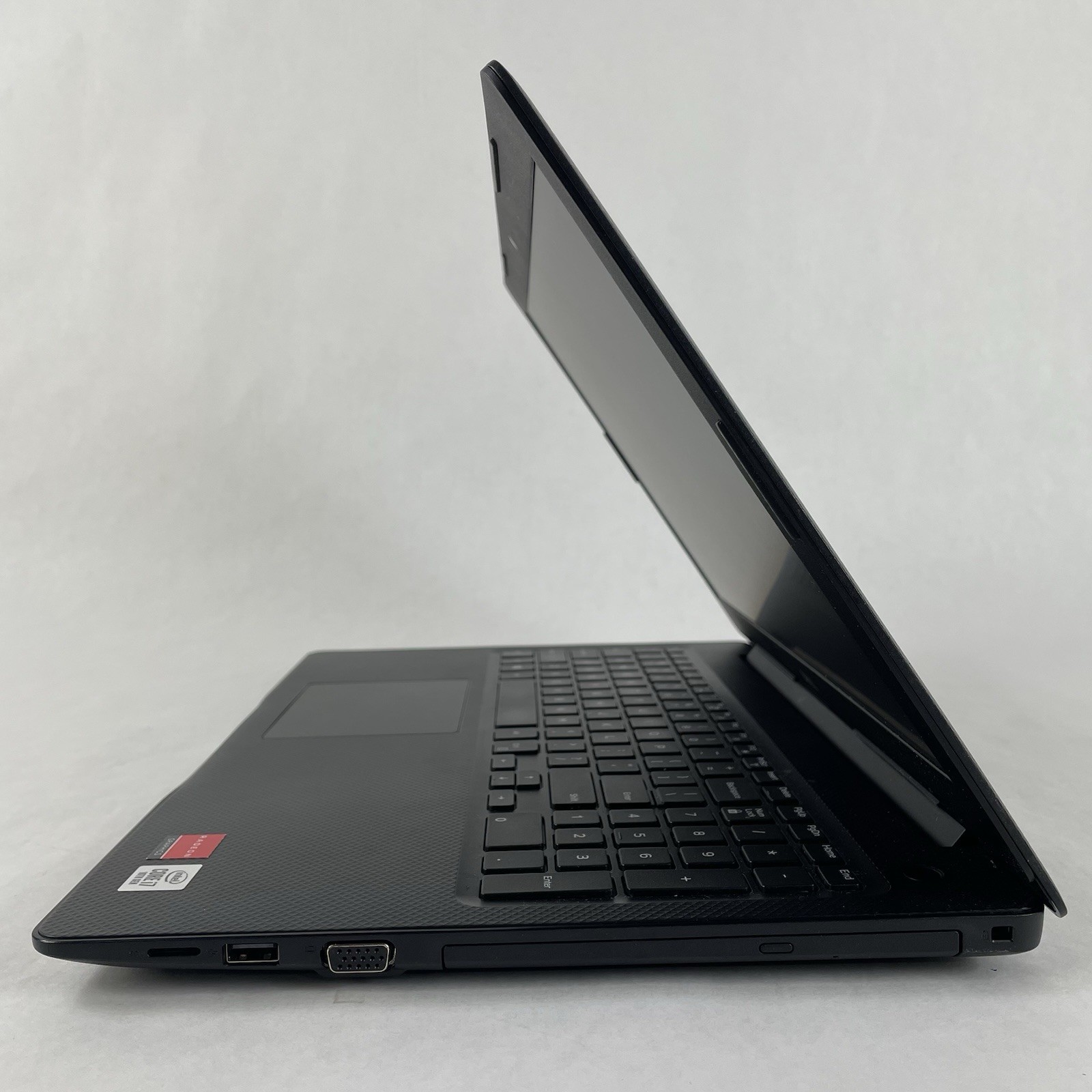 Dell Vostro 3590 15.6″ i7-10510U 4.30 GHz 8 GB RAM No SSD No OS No AC