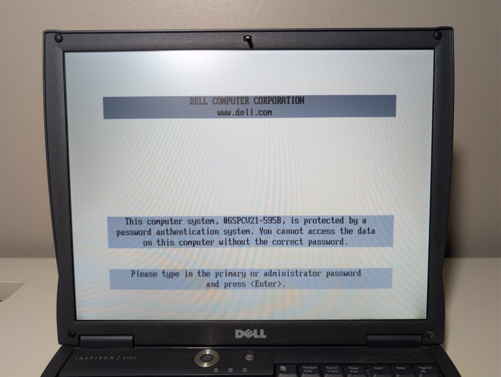 Read! Dell Inspiron 4150 | Intel Pentium IV 768MB RAM NO HDD | Locked Bios | DVD