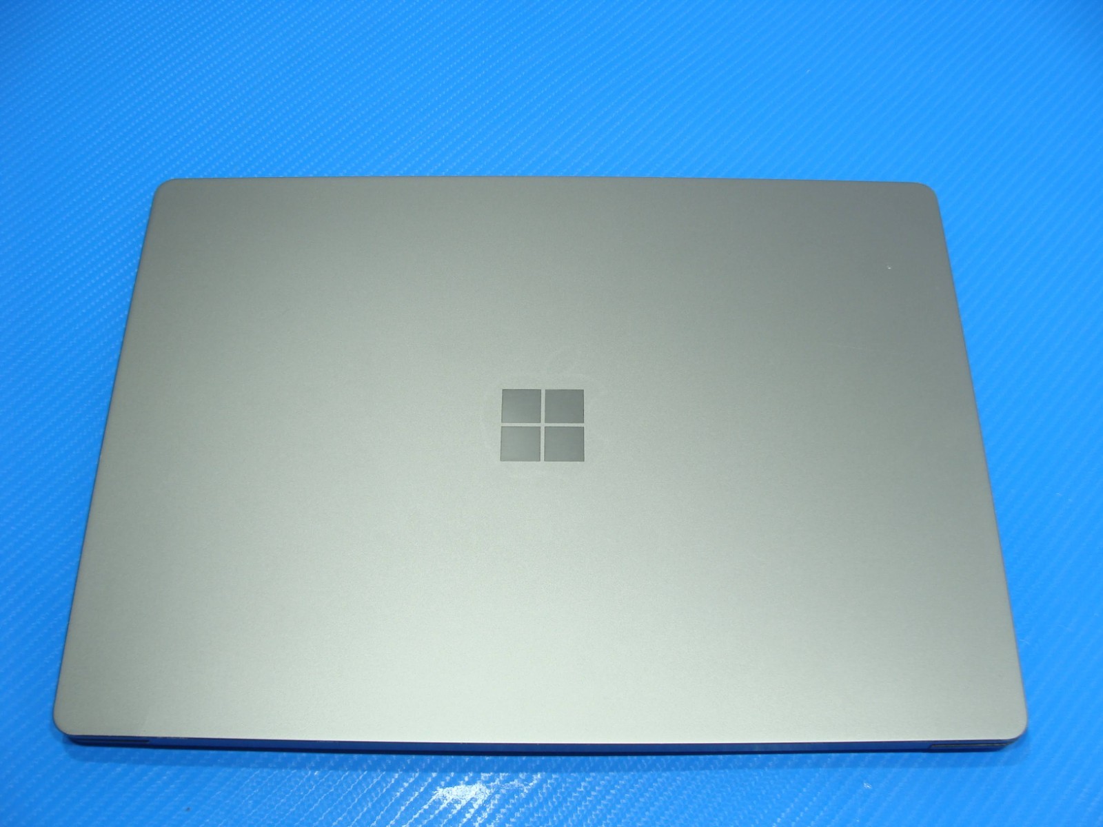 MS Surface Laptop 1769 13.5″ 2256×1504 TOUCH i7-7th 2.5GHz 8GB 256GB SSD W11P