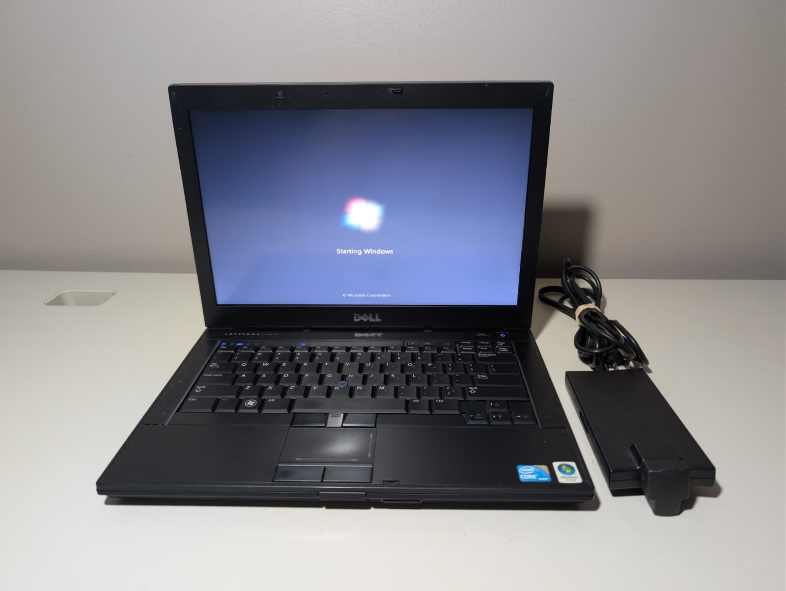 Dell Latitude E6410 | i5 4GB RAM 250GB HD | NVIDIA Backlit Win 7 32-Bit DVD+RW