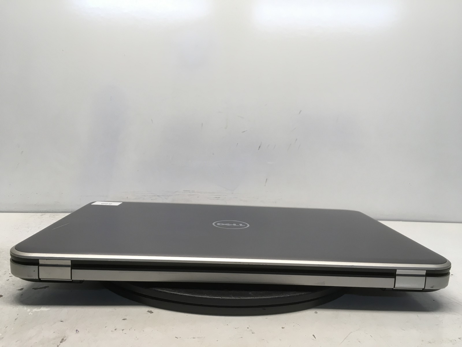Dell Inspiron 5721 Intel i7-3537U 2GHz 8 GB NO HDD No Batt