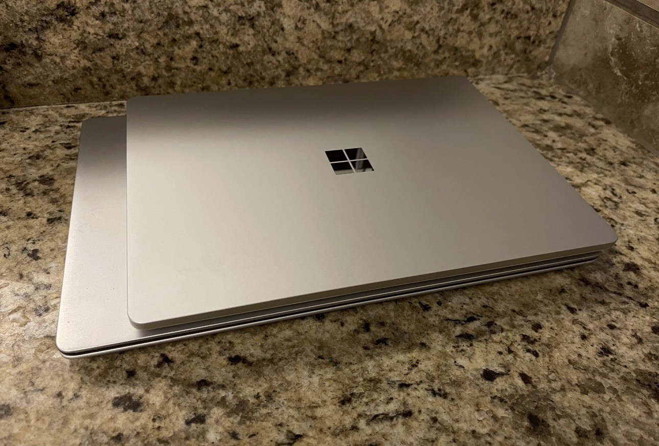 Microsoft Surface Laptop Go Model 1943
