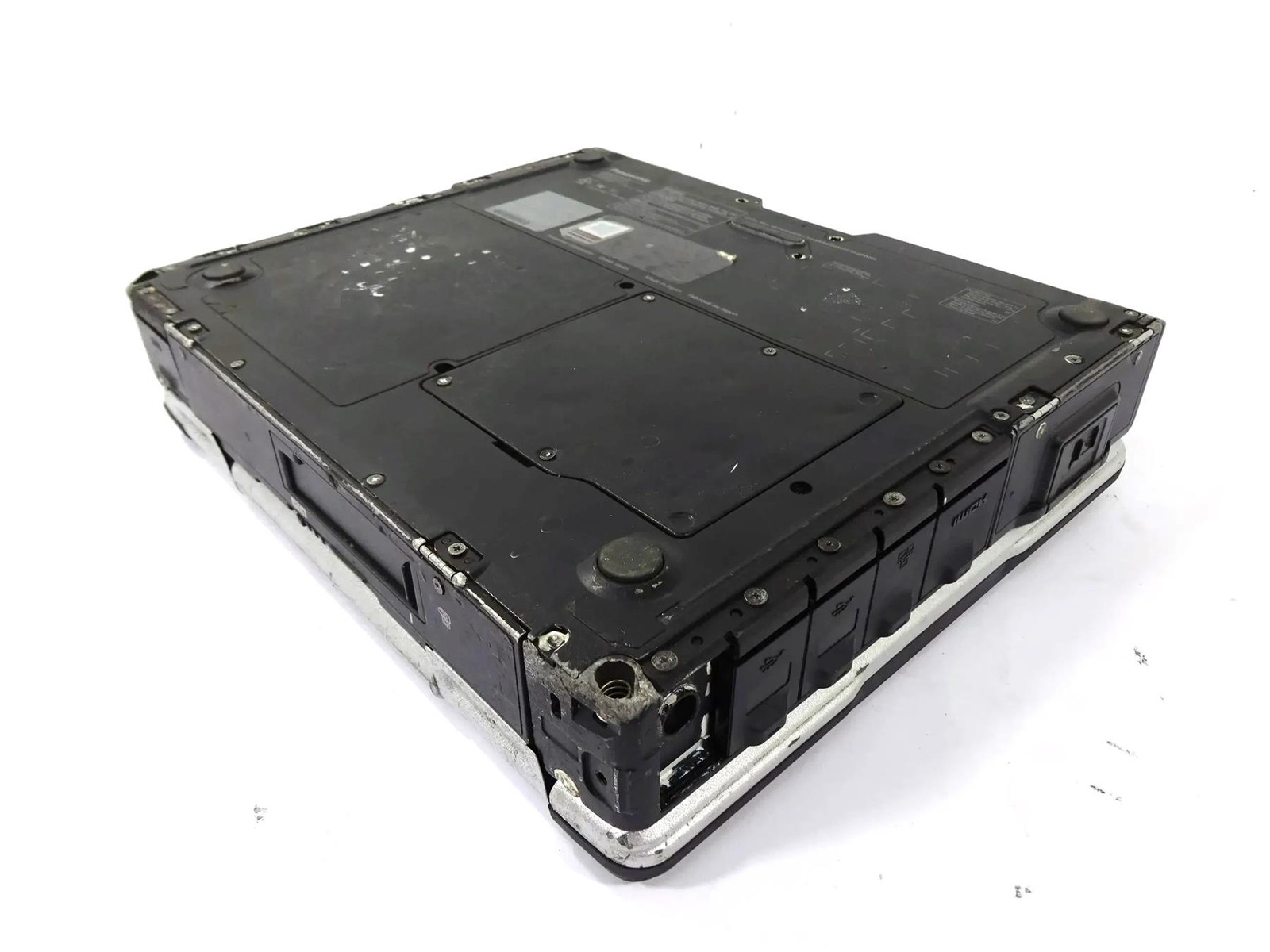 Panasonic Toughbook CF-31 MK6 Core i5-7300U 2.6GHz 8GB RAM – No HDD