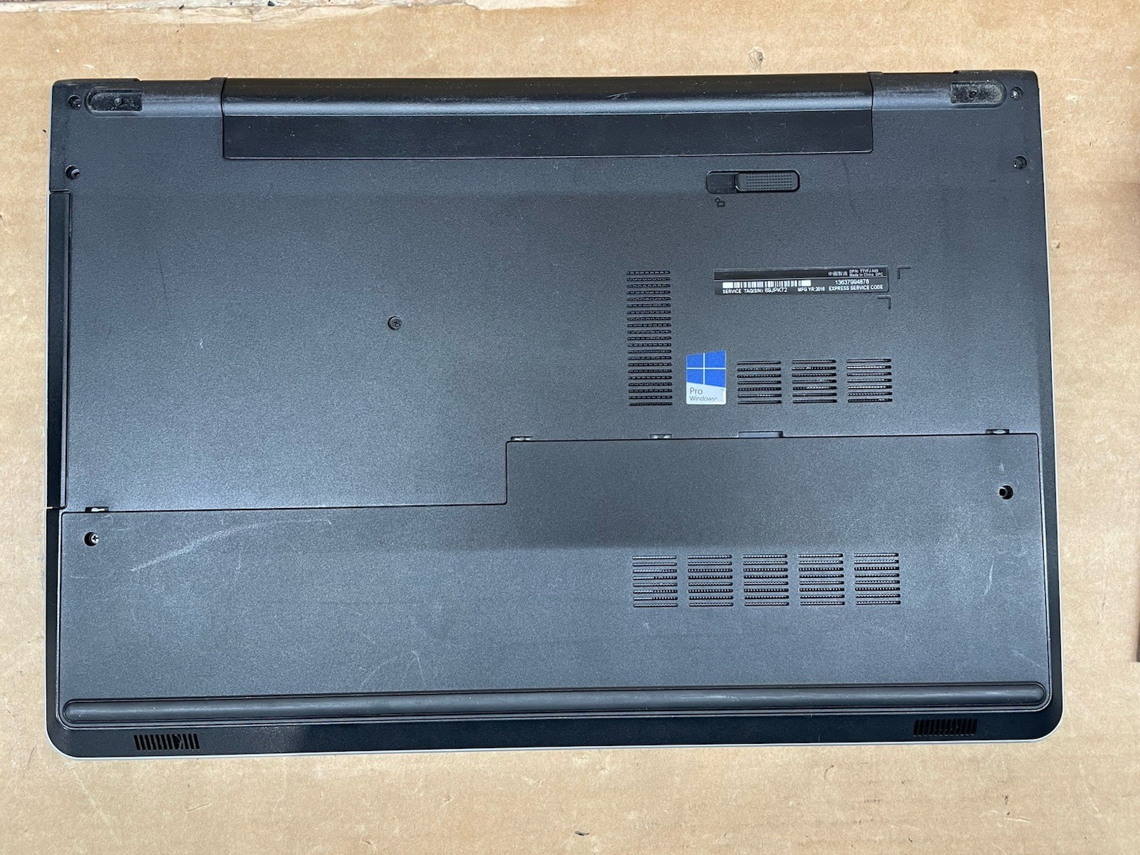 Dell Inspiron 17 5000 Series 17.3” | Intel i5-6200U| 4gb Ram | NO HDD/OS *READ*