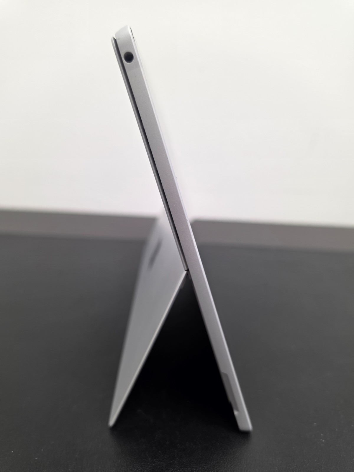 Microsoft Surface Pro 7+ ***LTE*** i5-1135G7 16GB Ram 256GB SSD Win 11 Pro
