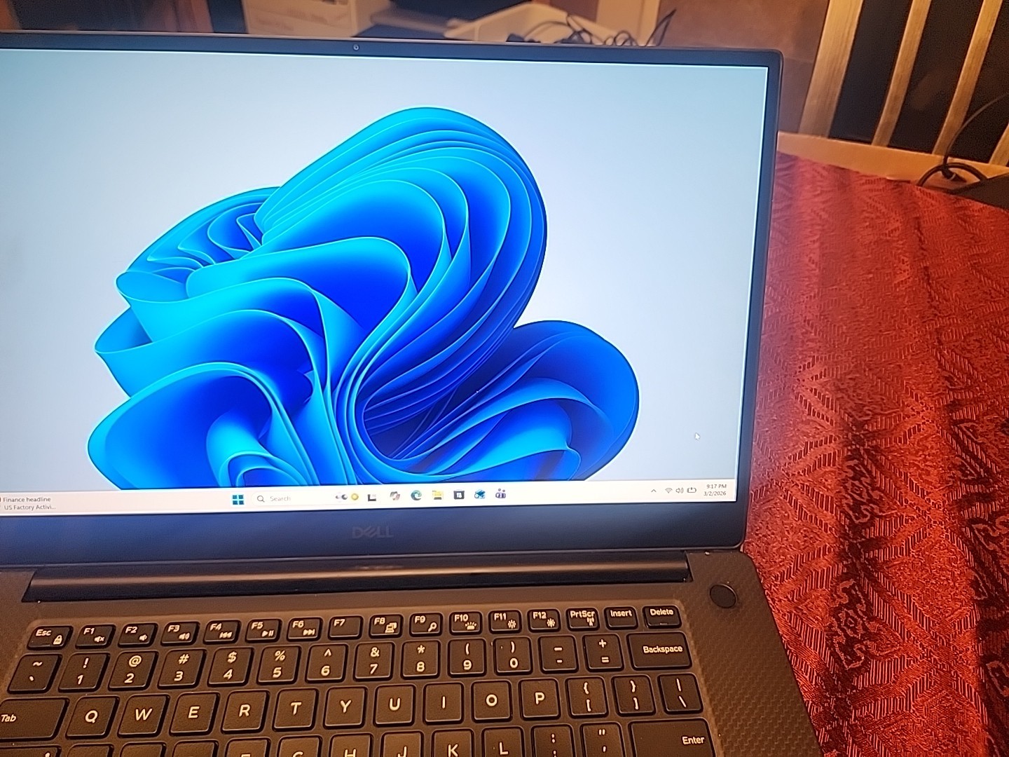 Dell Latitude 7400 (i5-8365U, 1.60 GHz, 16GB, 256GB) Win 11 Pro + Charger