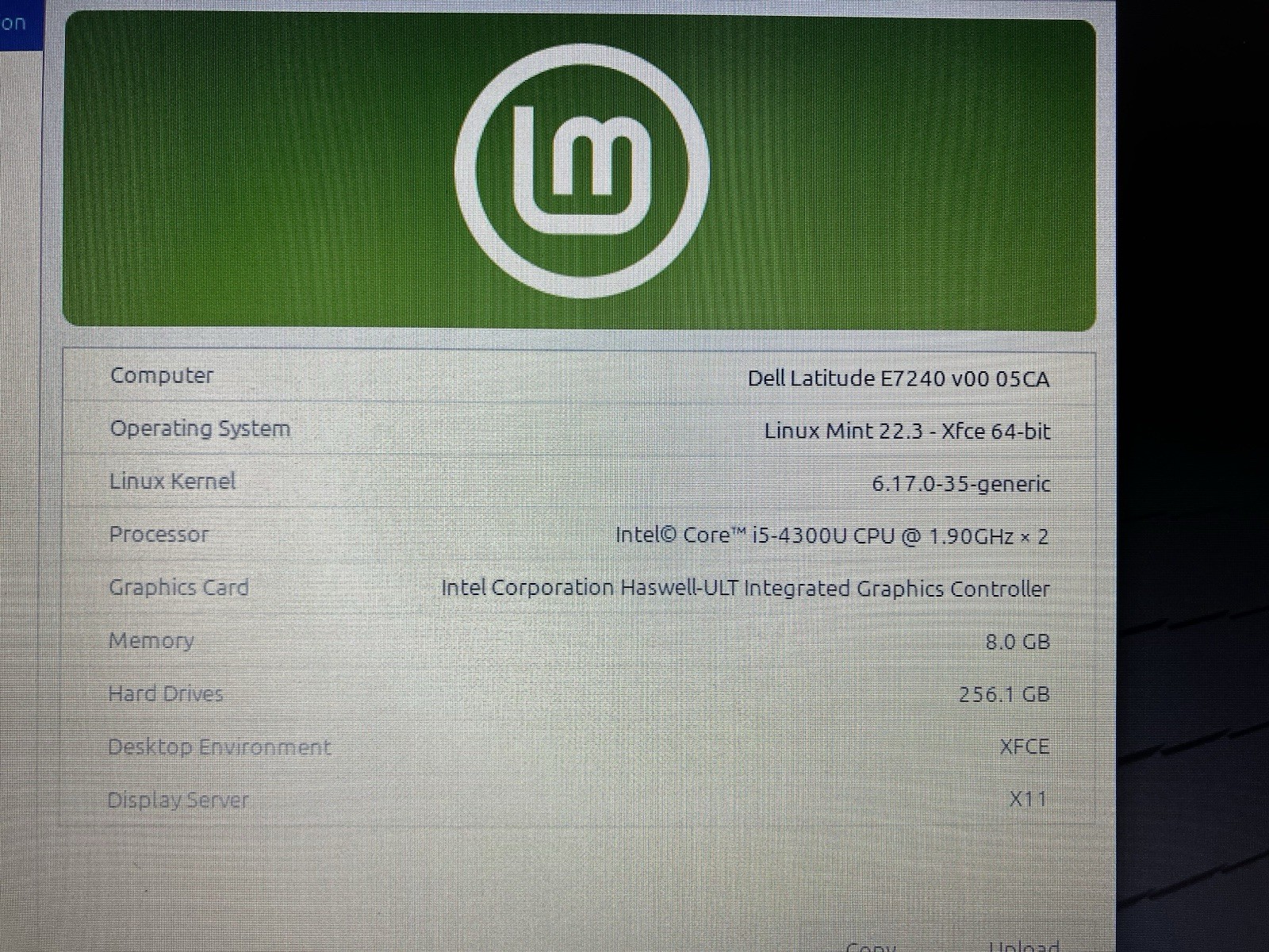 DELL LATITUDE E7240 Laptop i5-4300U 8 GB 256GB SSD *Dual-Boot* Win10 Pro Linux