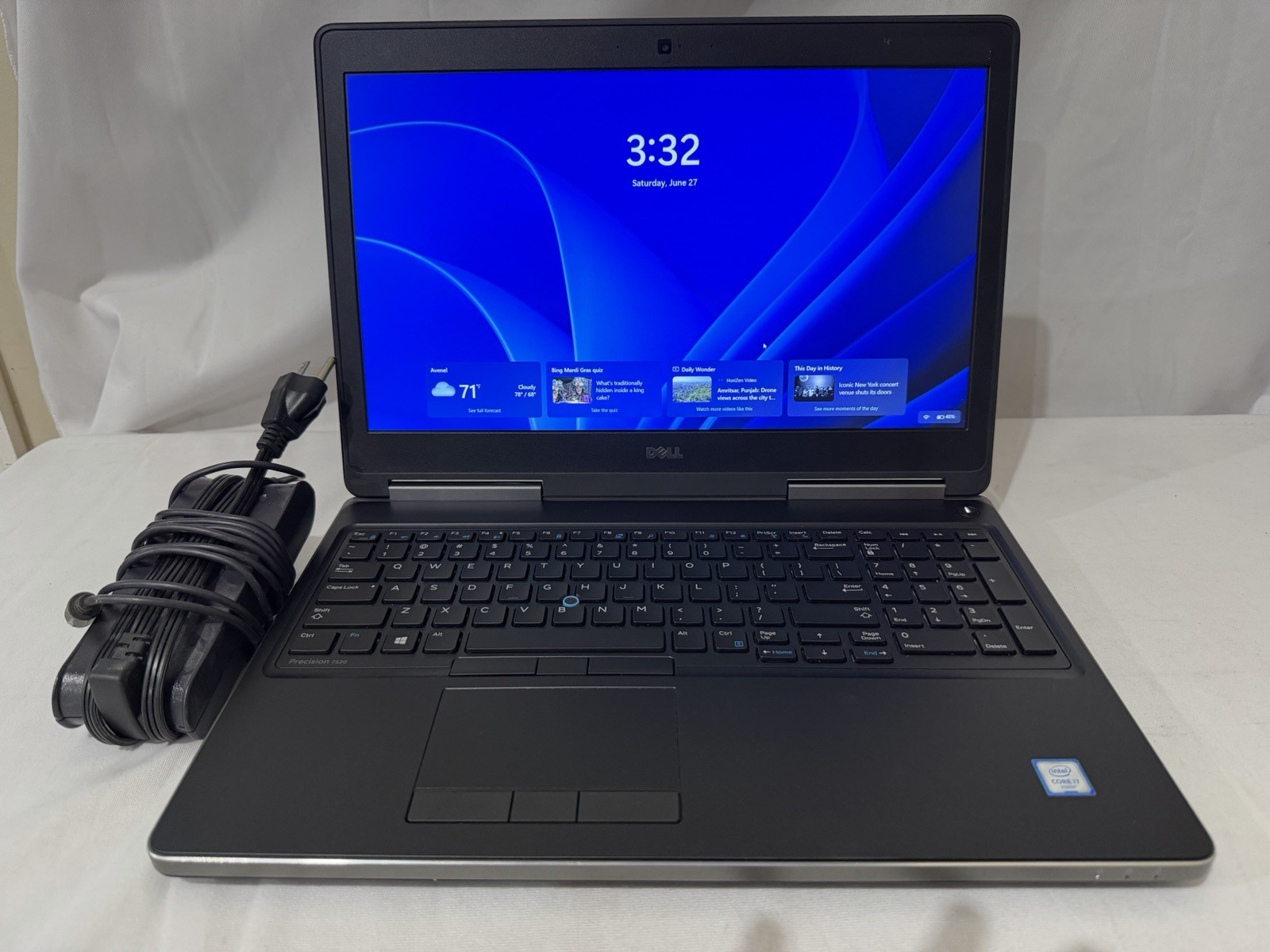 Dell Precision 7520 i7-6820HQ 48GB RAM 512GB SSD Quadro M2200 4GB Win 11 Pro