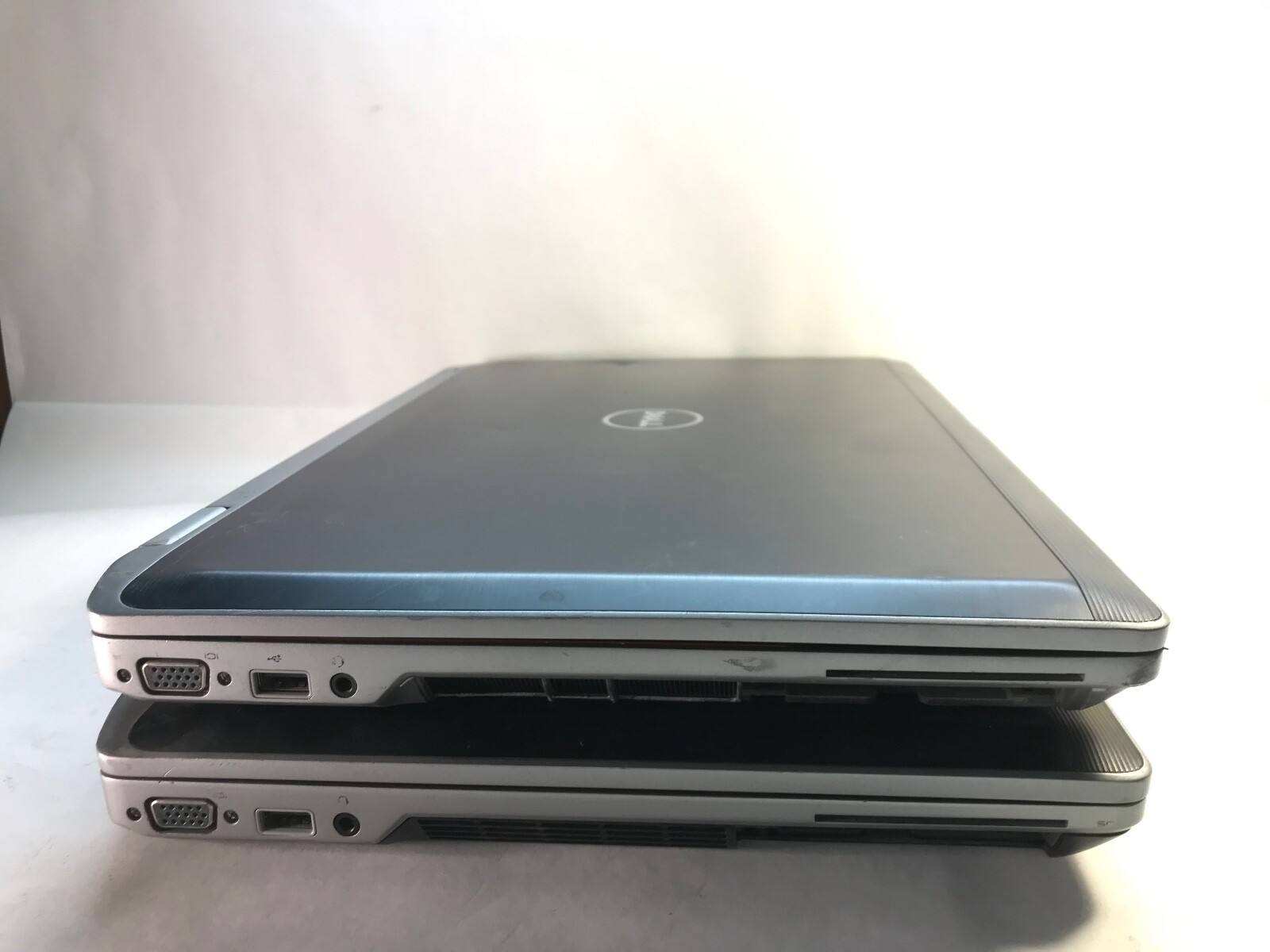 LOT OF 2- Dell Latitude E6520 15″ Intel Core i5-2520M -BOOT TO BIOS -MZ