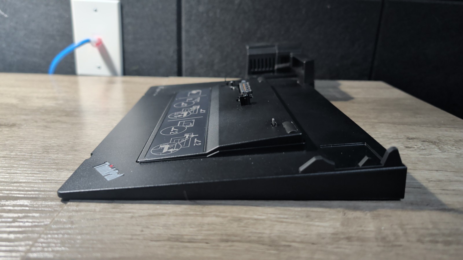 Lenovo ThinkPad T410 Laptop Intel I5-M520 (Untested)