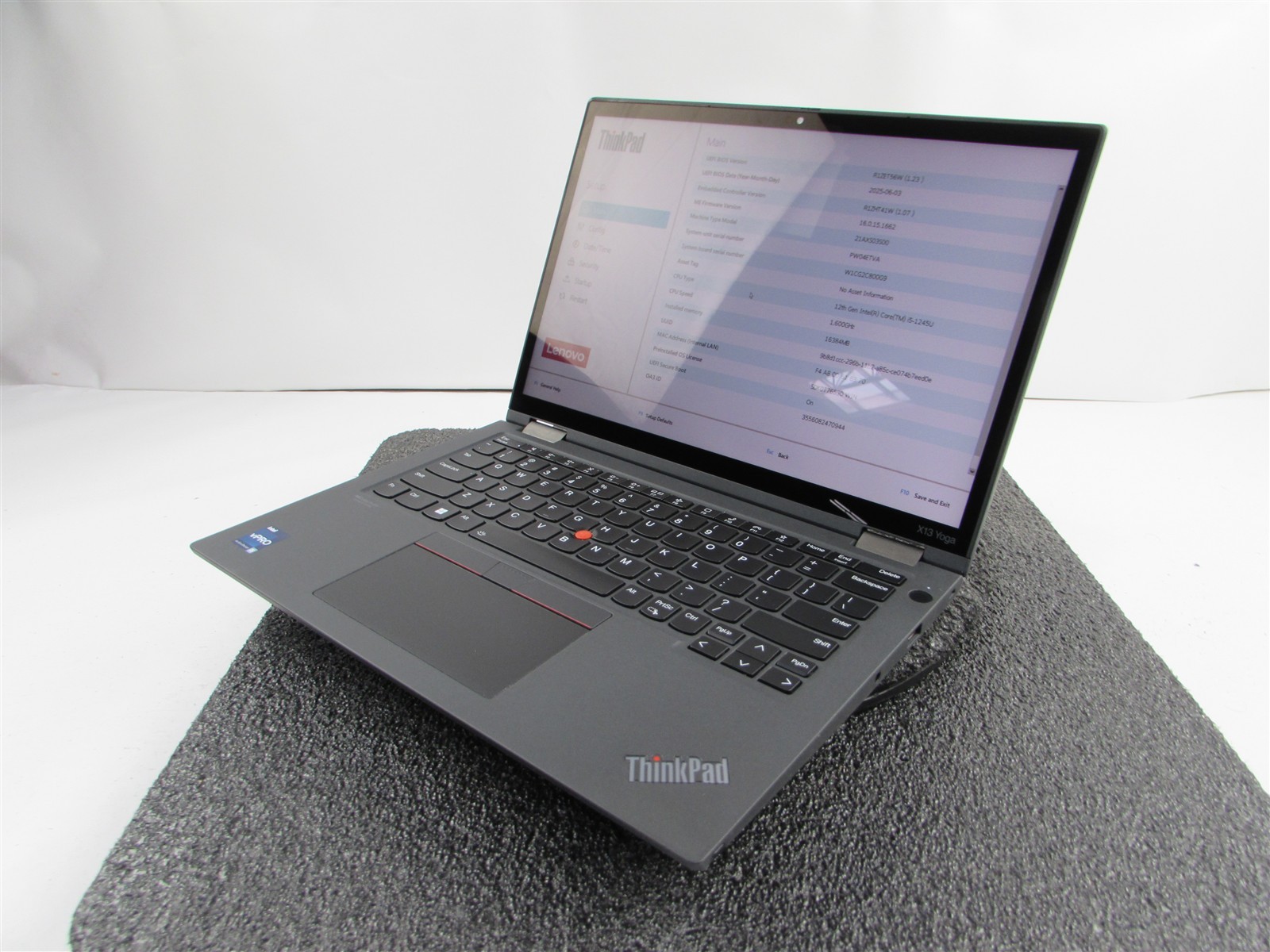 LENOVO THINKPAD X13 YOGA (Gen 3) 13.3″ 2-in-1 I5-1245U 256GB SSD 16GB RAM WIN 11