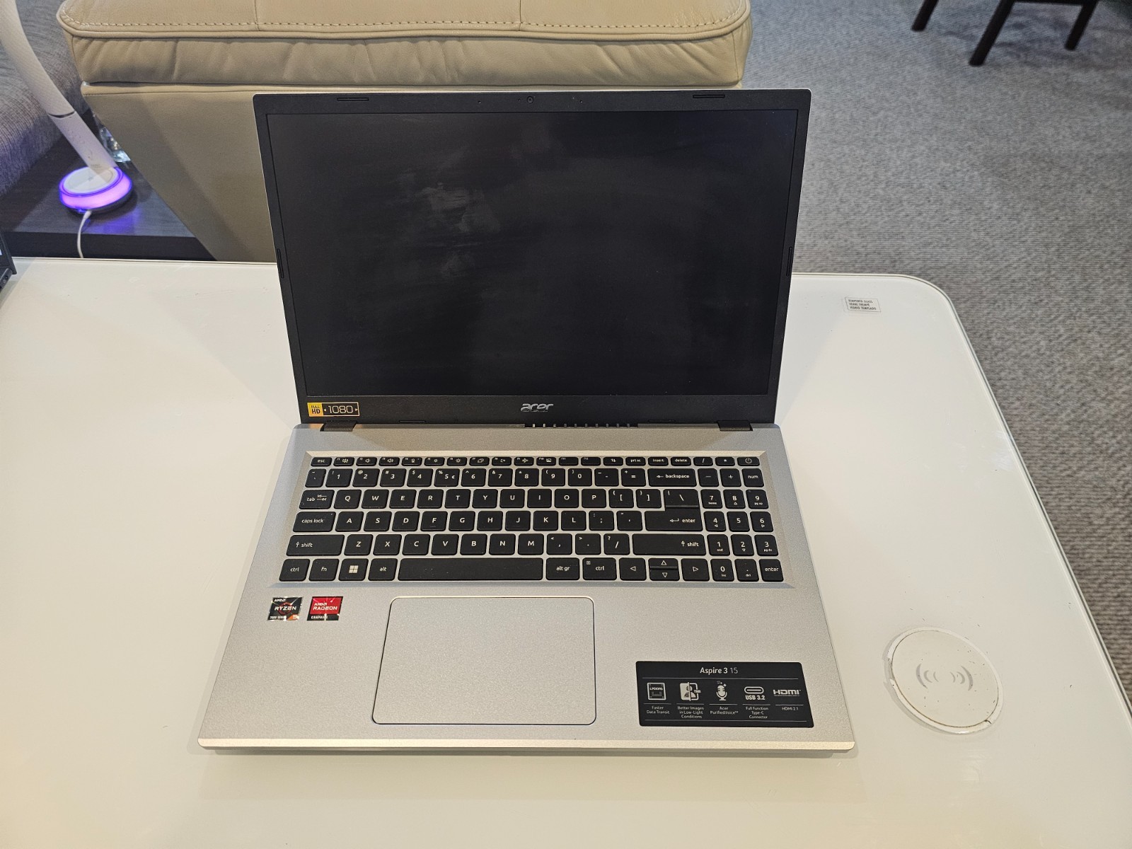 Acer Aspire 3 15.6″ (256GB SSD, Intel Core i5-1235U, 2.40GHz, 8GB) Laptop…