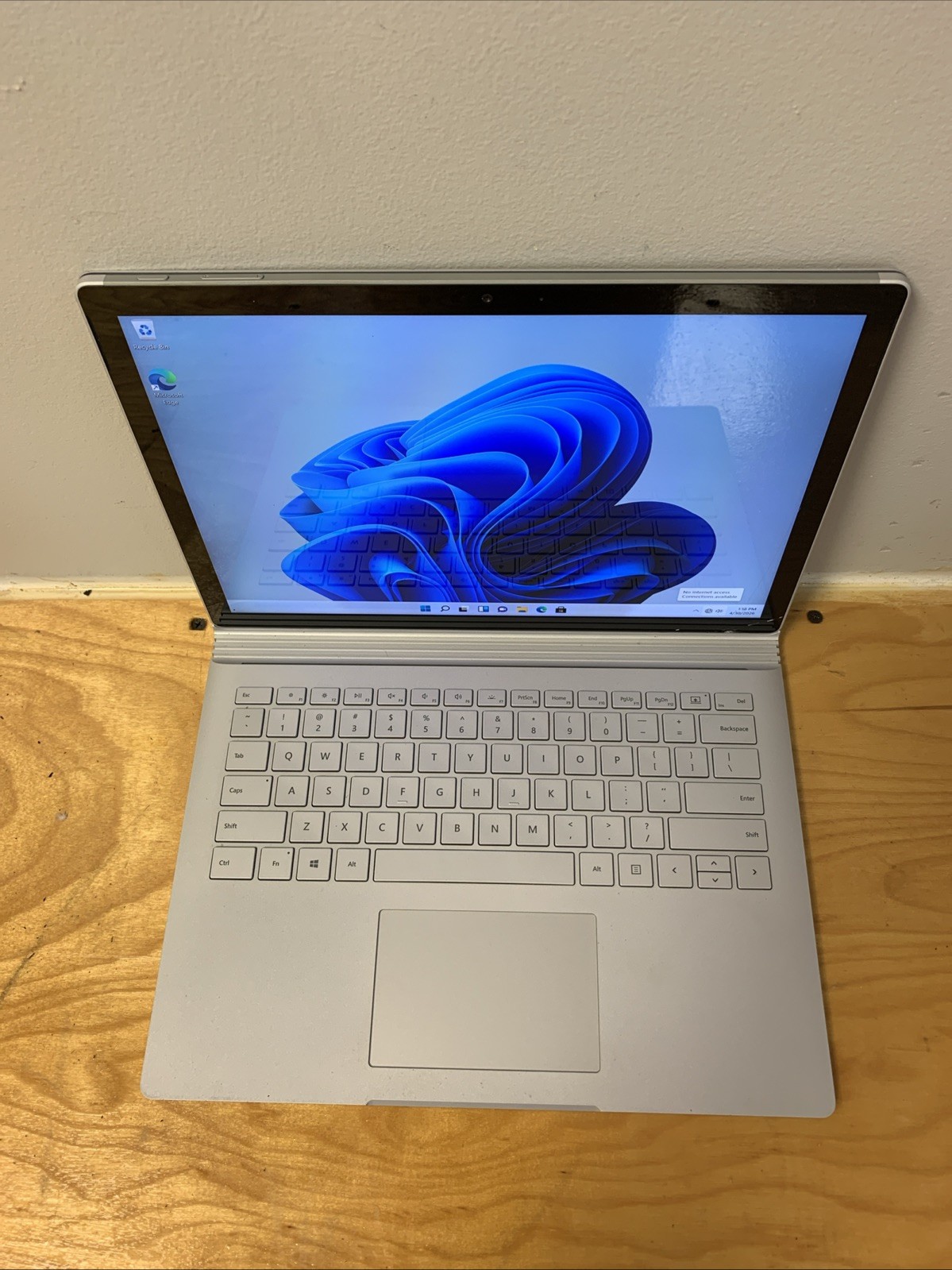 Microsoft Surface Book 2 i7-8650U 16GB RAM 512GB SSD Win11 Pro