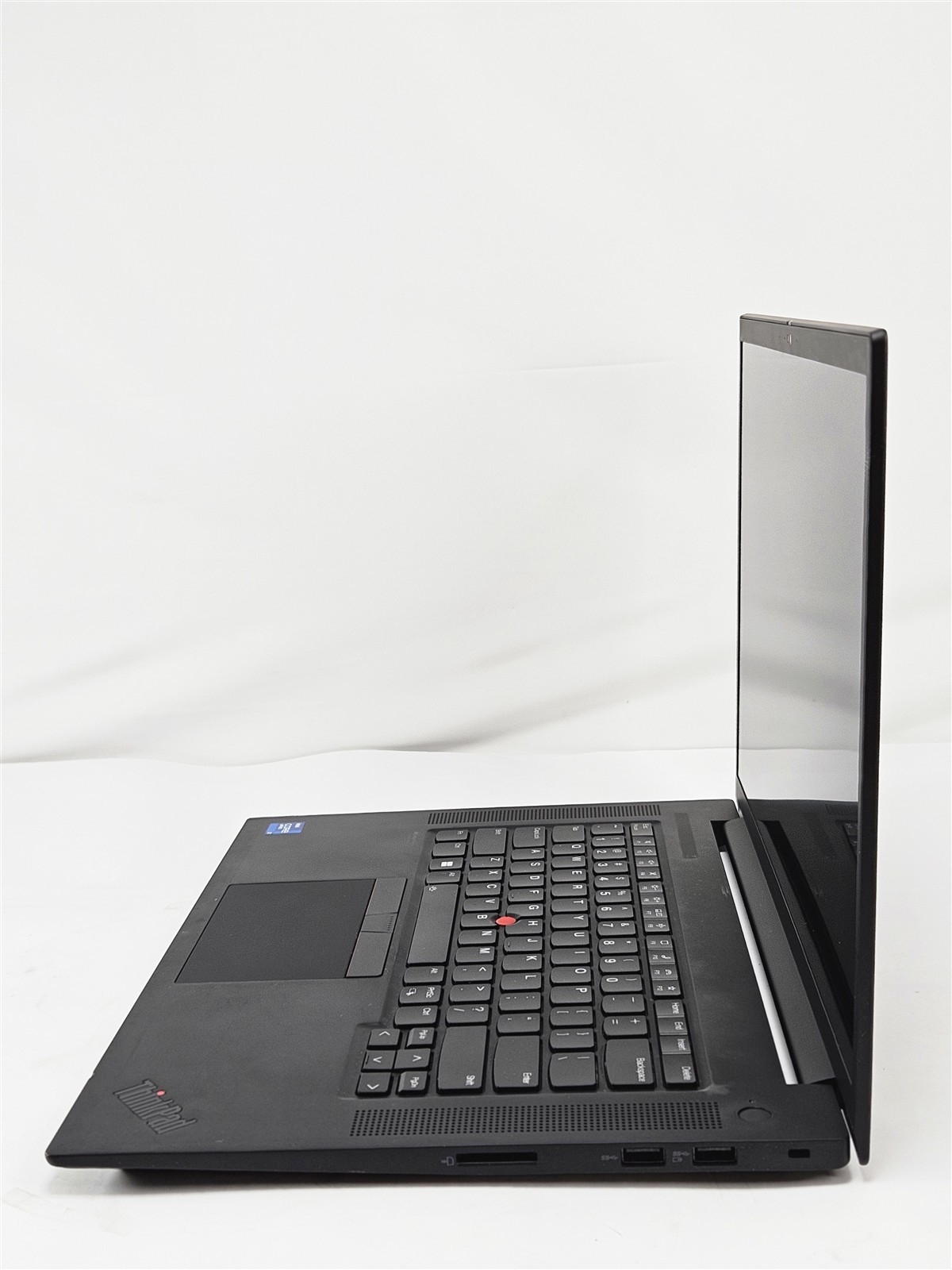 Lenovo ThinkPad P1 Gen 4 Intel Core i7-11850H 32GB 1TB SSD 16″ Laptop Win11