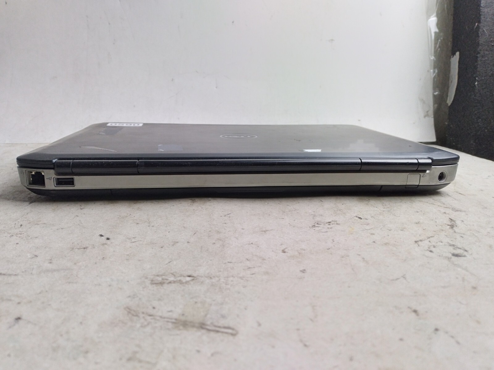 Dell Latitude 5430 w/i3-2328M, 4GB RAM, 320GB HDD, 14″ Laptop for Parts/Repair