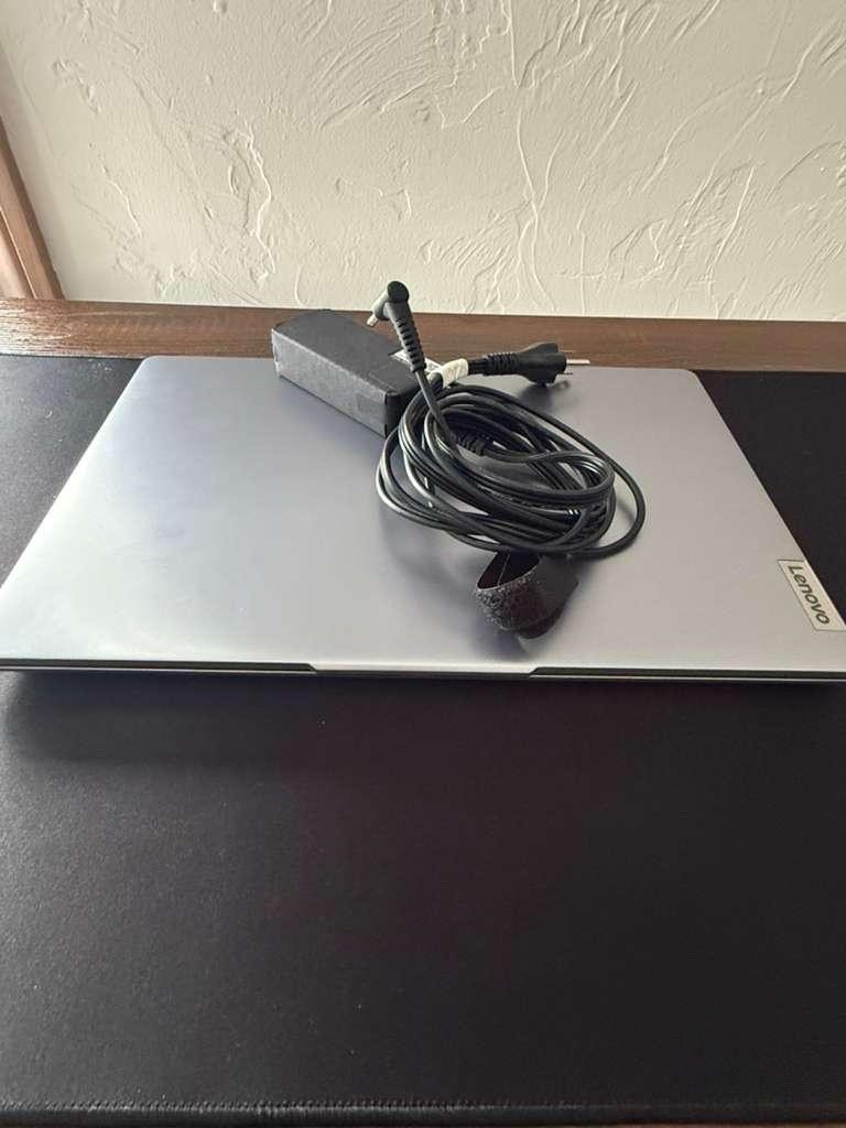 Lenovo IdeaPad 15.6″ Ryzen 7 5000 AMD Radeon Windows Silver Wi-Fi Webcam