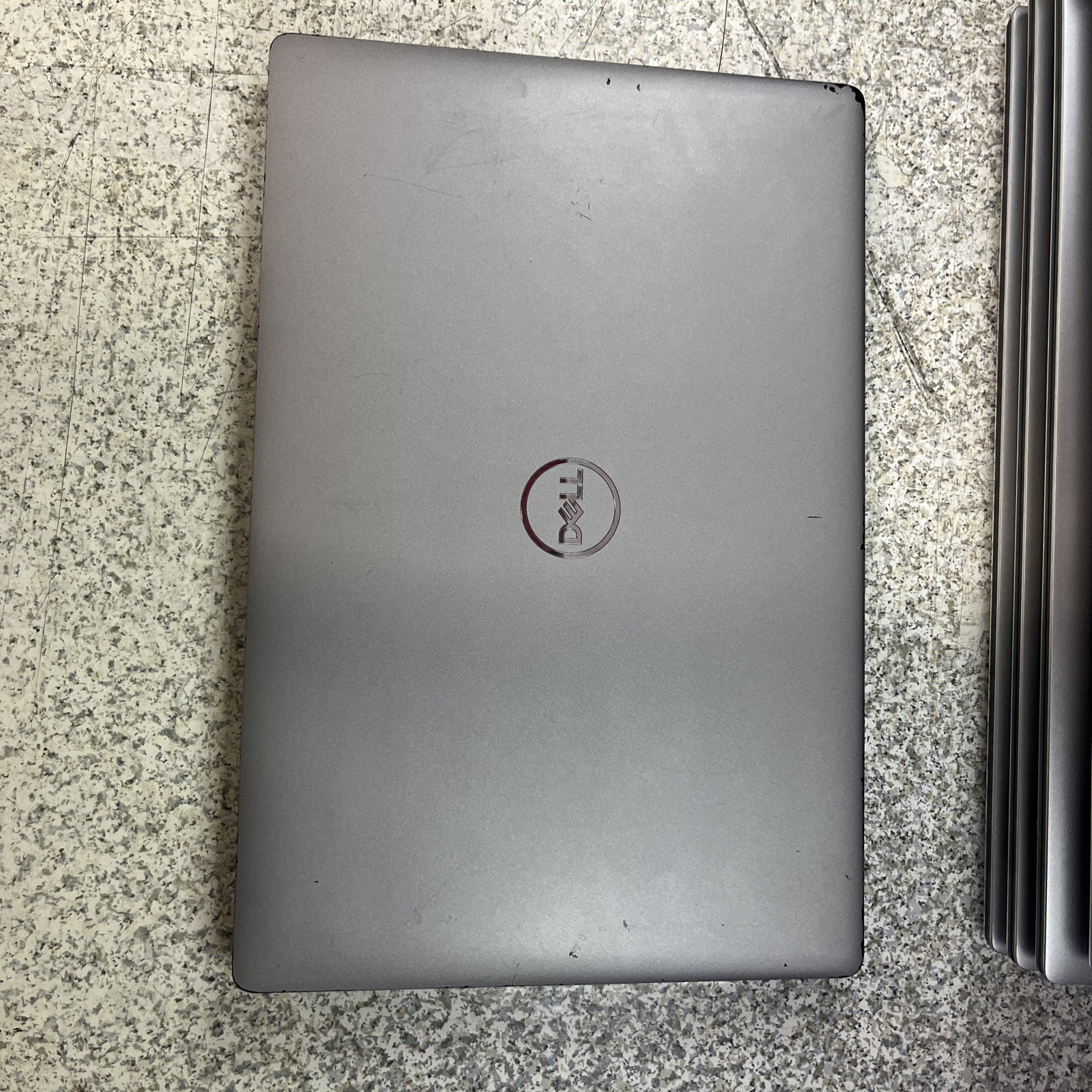 DELL LATITUDE 5410 CORE I7-10810U 16GB RAM NO DRIVE