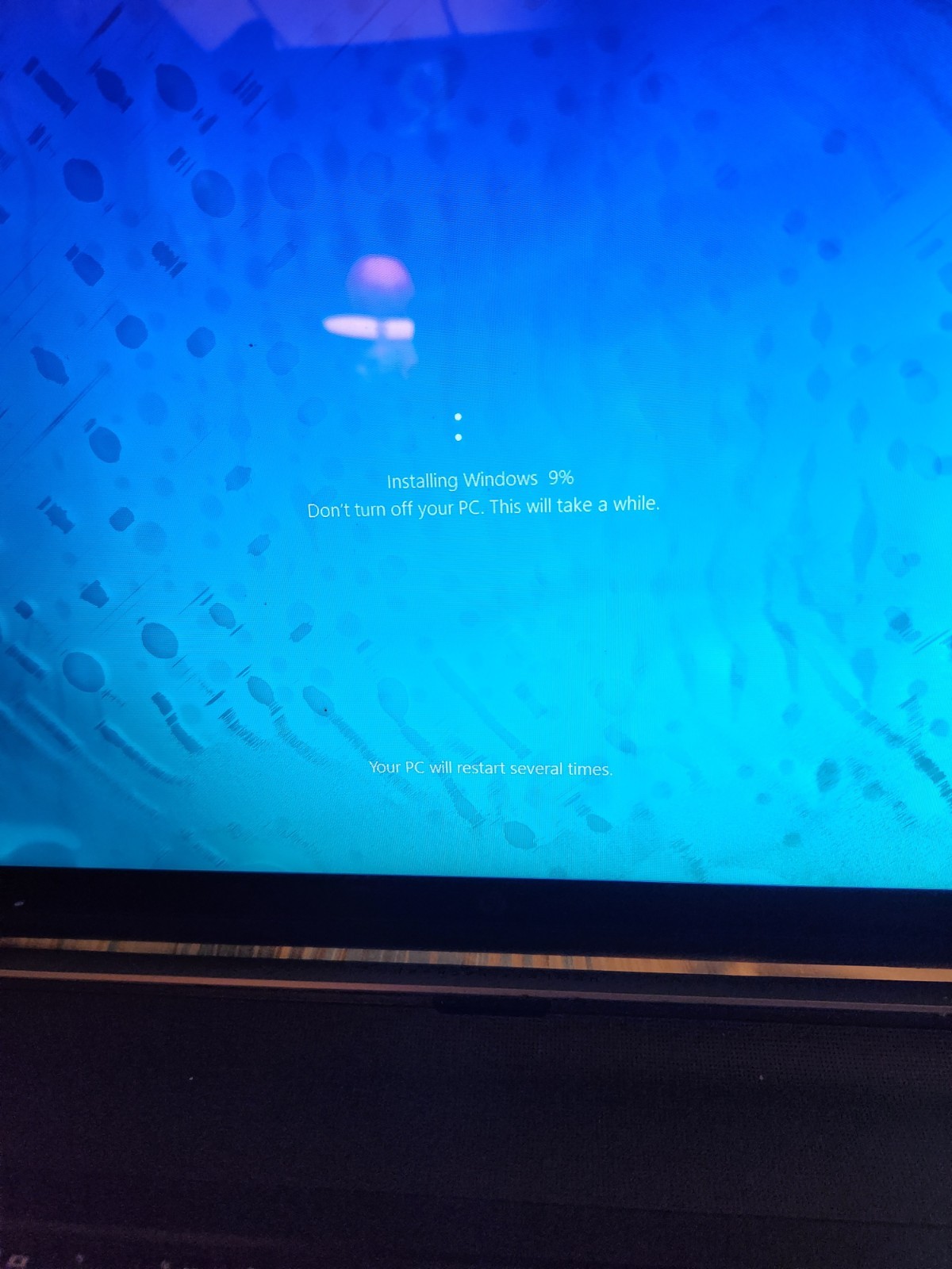 HP PAVALION 17 NOTEBOOK COMPUTER Beats Audio 8GB RAM AMD A10-5745M APU works