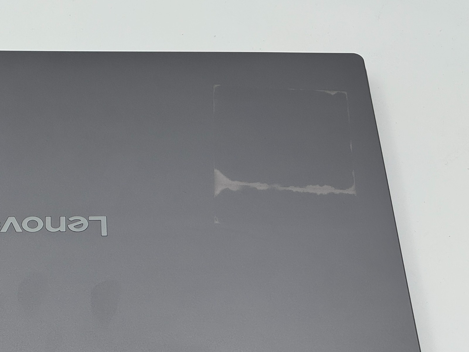 Lenovo Yoga Slim 7i Aura Edition 15.3″ 3K Touch Intel Ultra 7 258V 32GB 1TB 2024