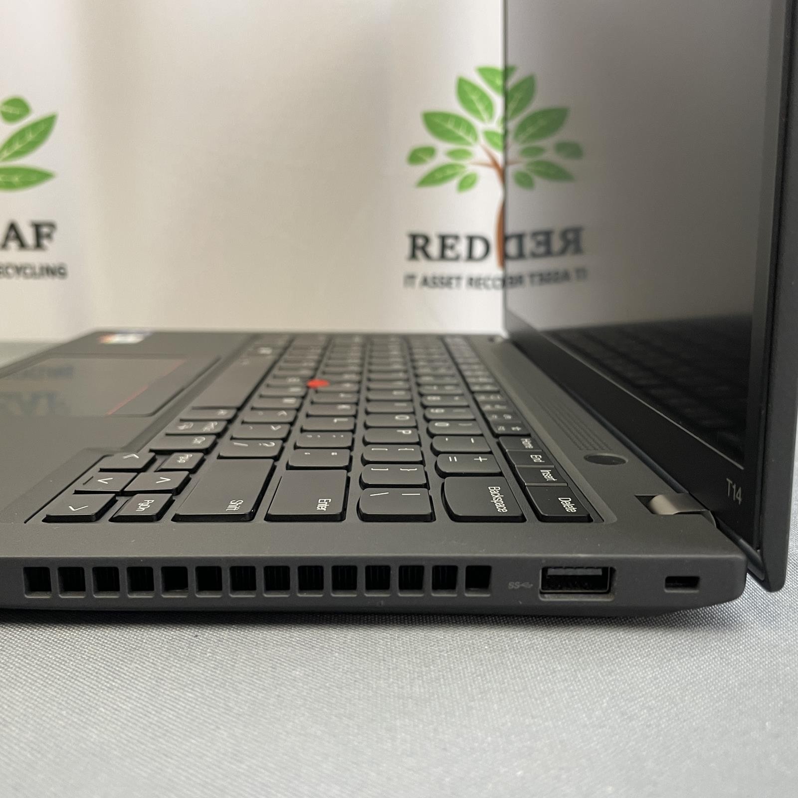 Lenovo ThinkPad T14 Gen 3 14″ FHD+, Core i7-1260P, 16GB, 512GB NVMe, Win 11 Pro