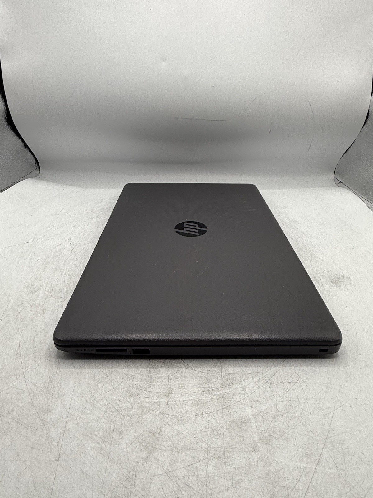 HP 255 G7 15.6” Laptop AMD A6-9225 8GB RAM 256GB SSD Win10P