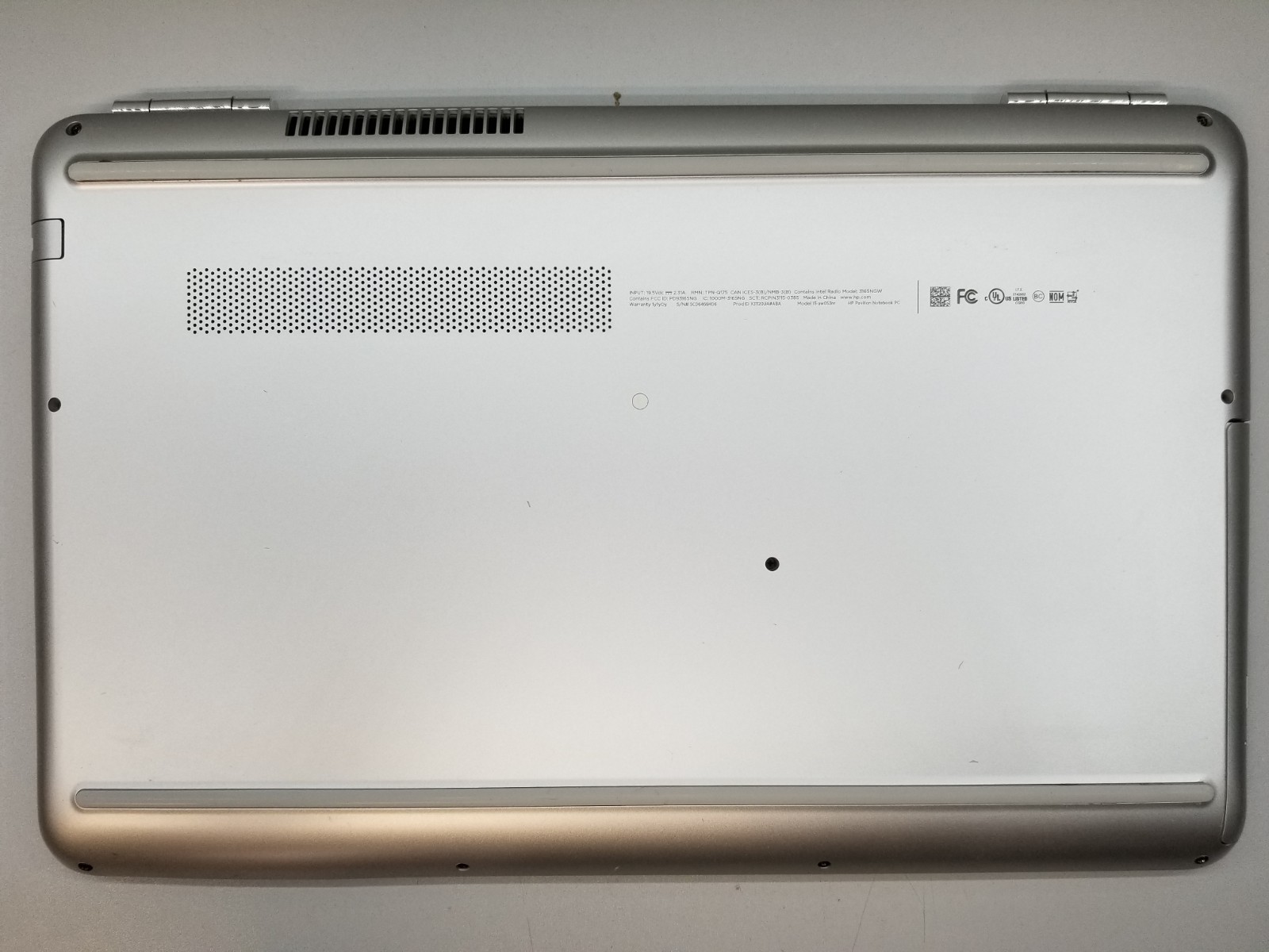 HP Pavilion 15-aw 15.6″ Touch AMD A12-9700P 2.5GHz 8GB RAM 500GB SSD Win11H READ
