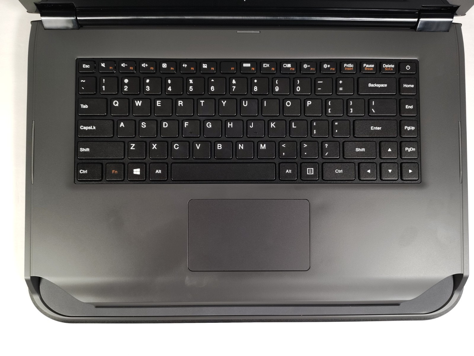 zSpace W1847 15.6″ AMD A9-9420 3GHz 256GB SSD 8GB DDR4 Windows 11 Pro w/ Adapter