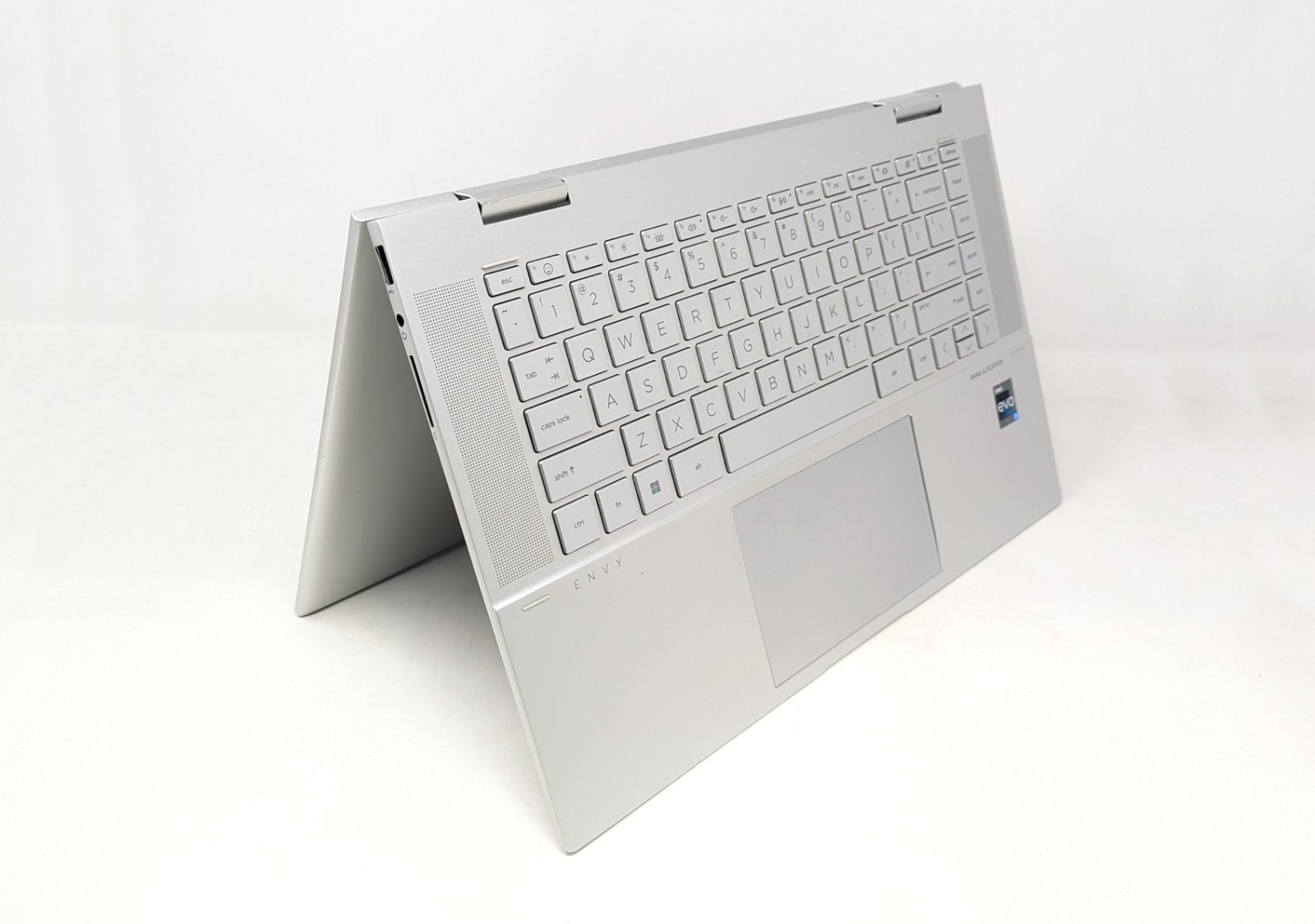 HP ENVY x360 2-in-1 15-ew023dx – Intel i7-1255U 8GB DDR4 RAM 256GB SSD No OS